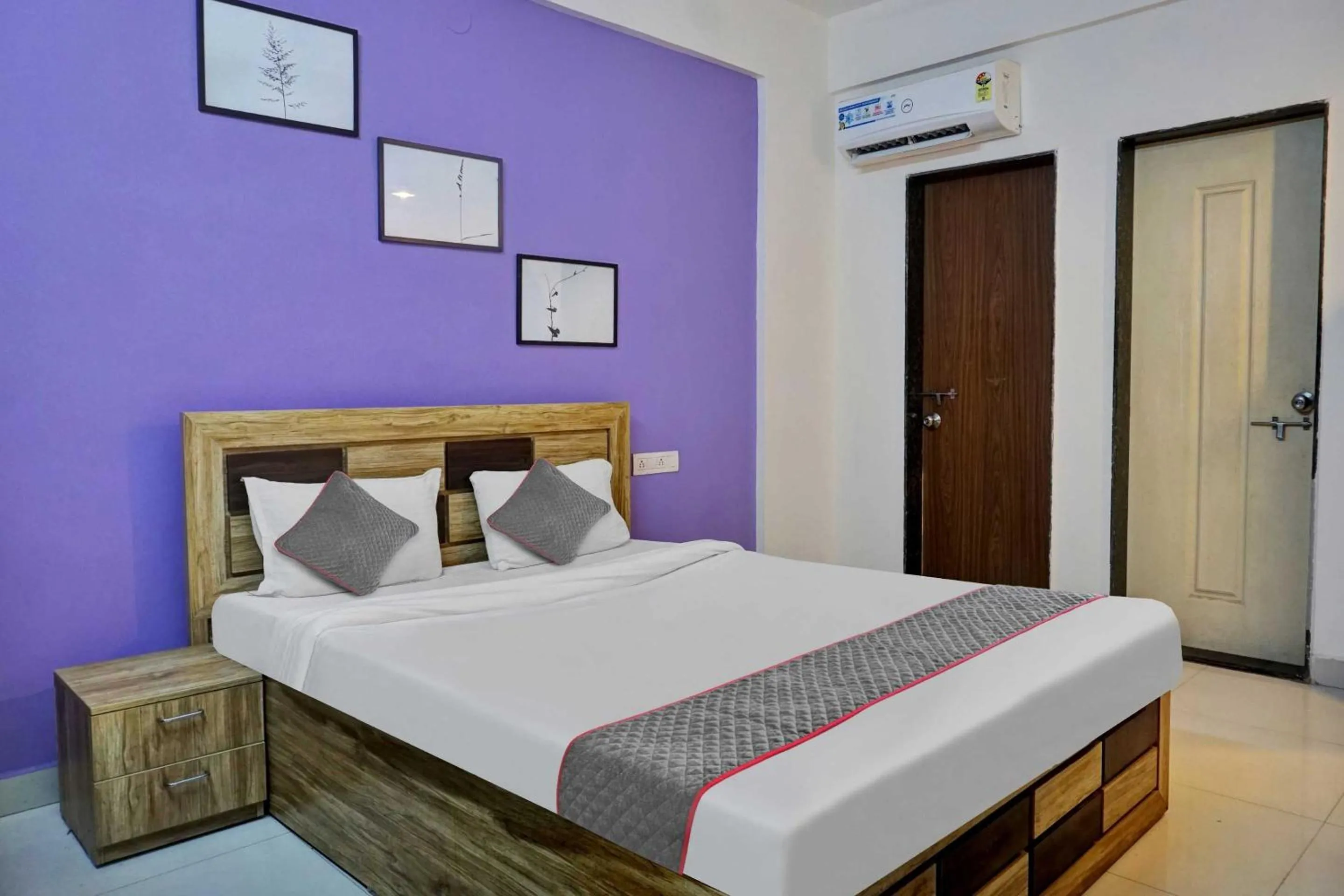 Bedroom, Bed in Super Townhouse Hinjewadi Phase 1