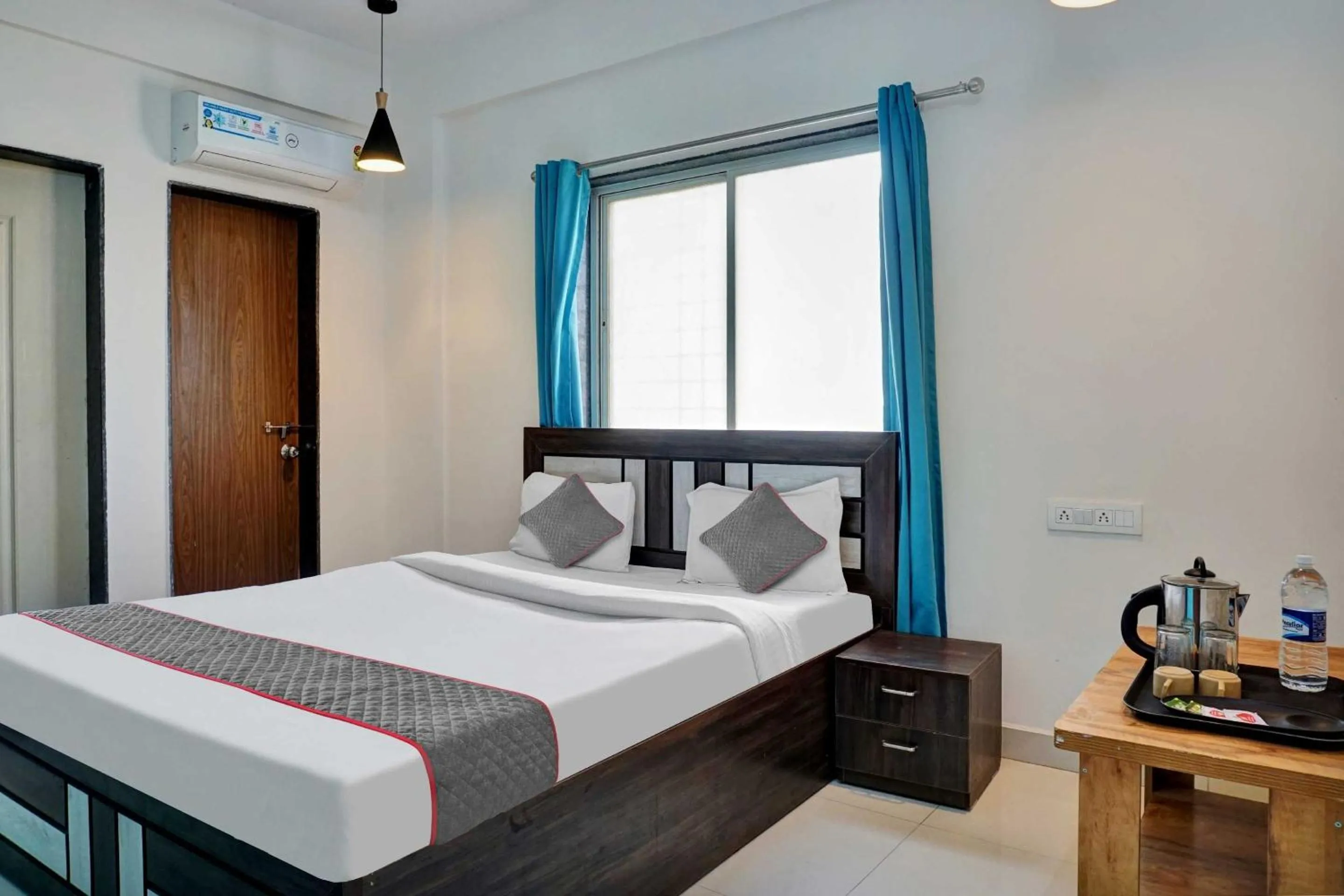 Bedroom, Bed in Super Townhouse Hinjewadi Phase 1