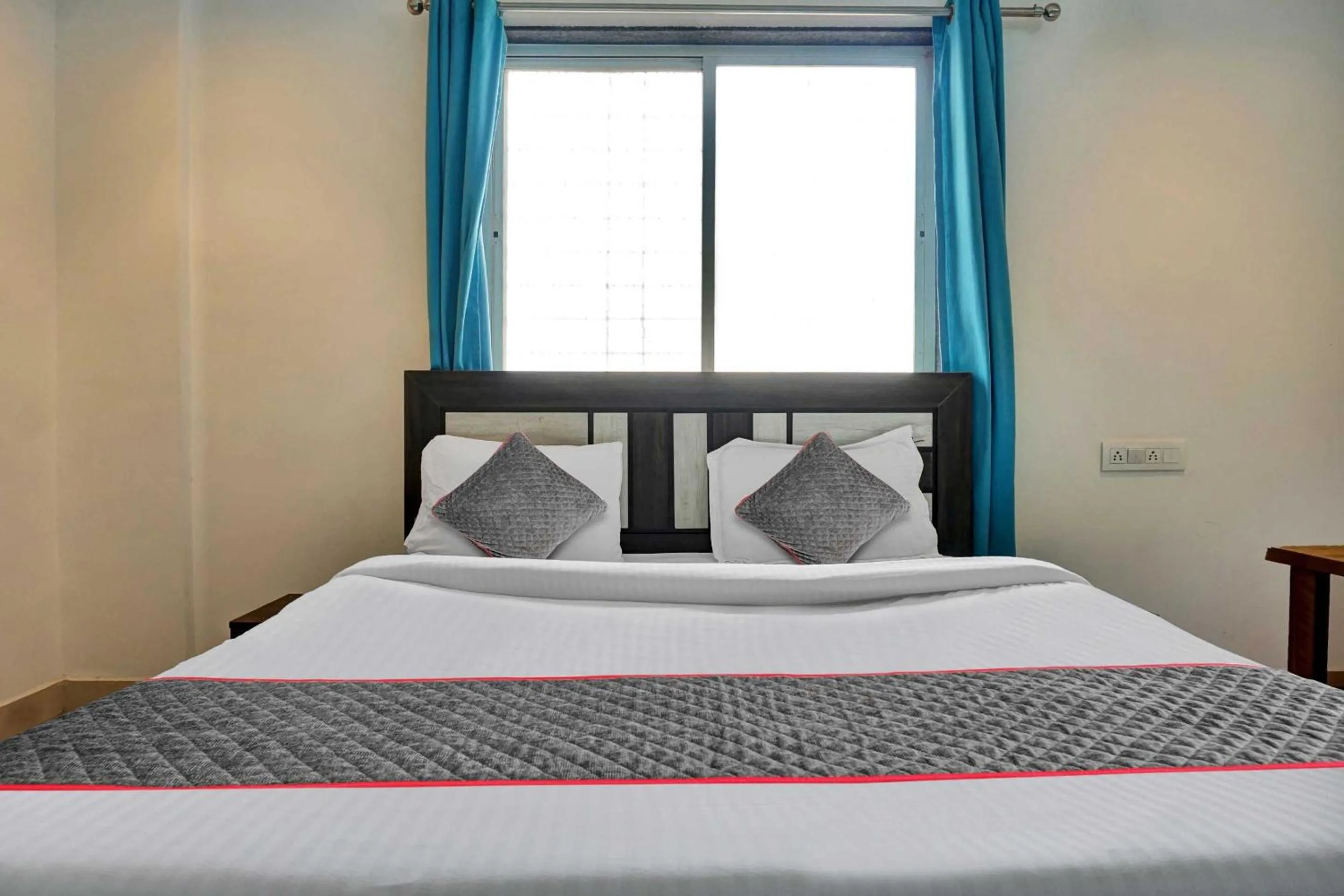 Bedroom, Bed in Super Townhouse Hinjewadi Phase 1