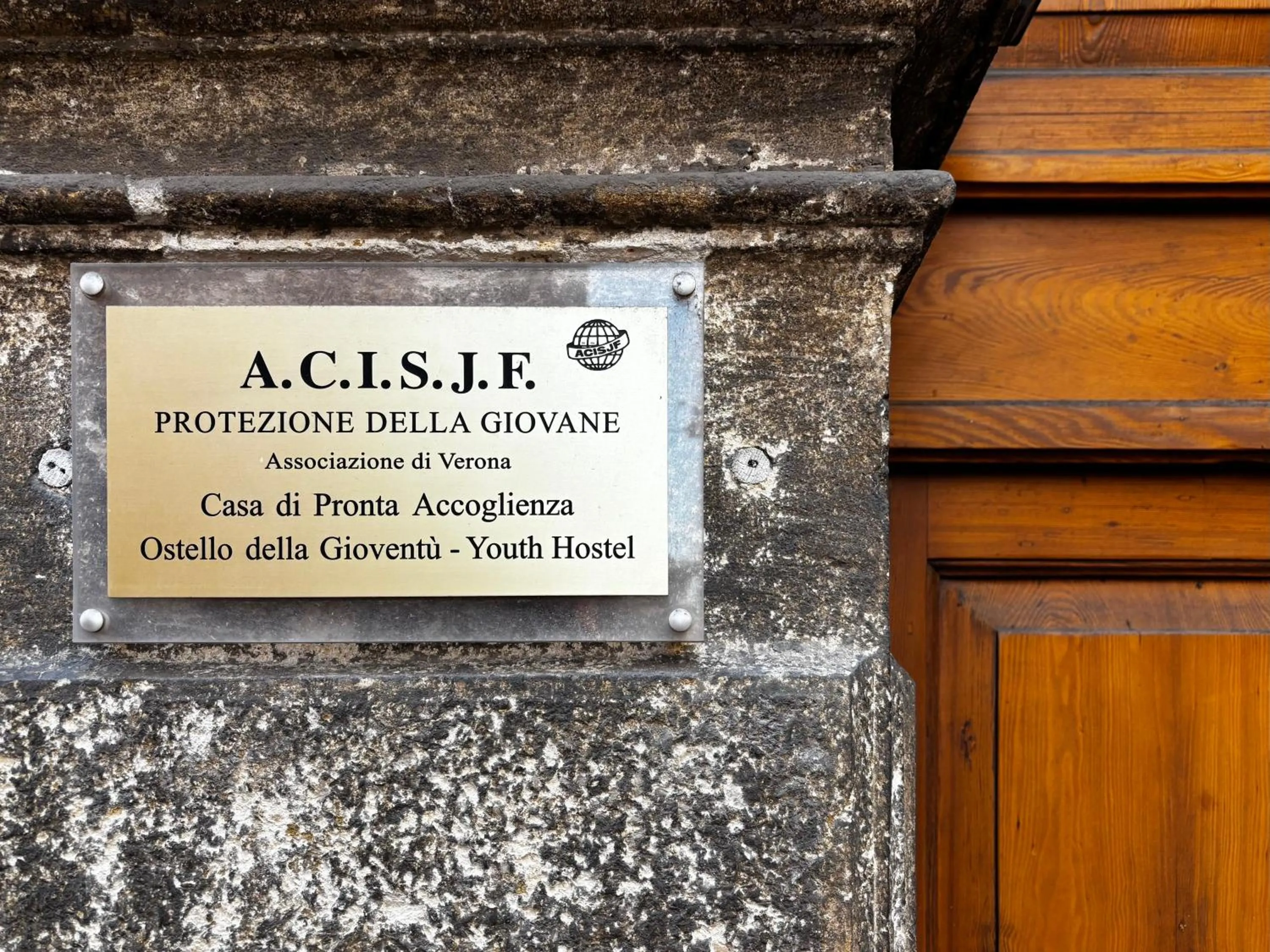 Protezione della Giovane - female hostel