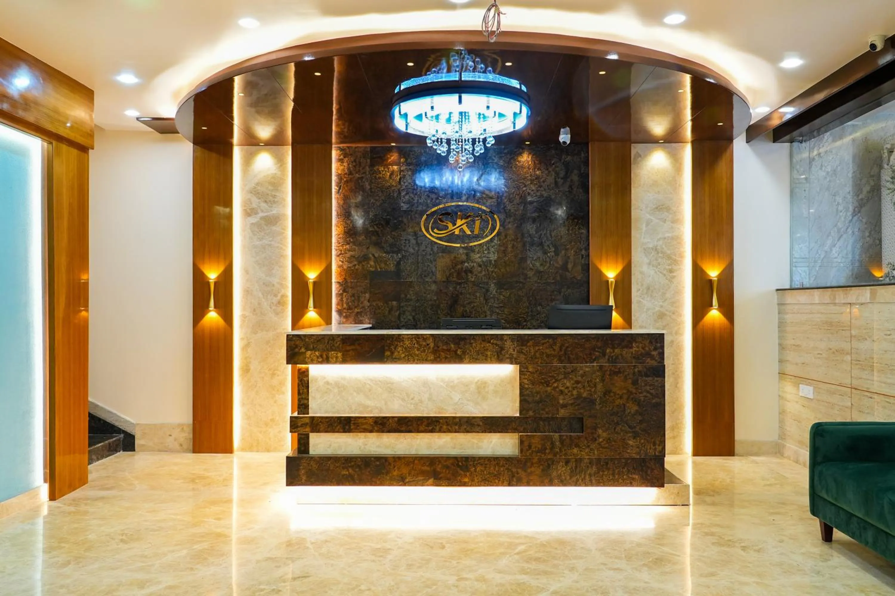 Sri Krishna Inn - Kempegowda Airport Bangalore