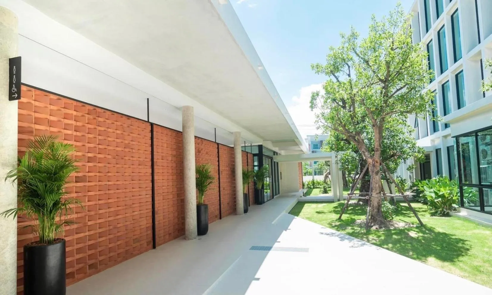 Property building in Pillows boutique hotel