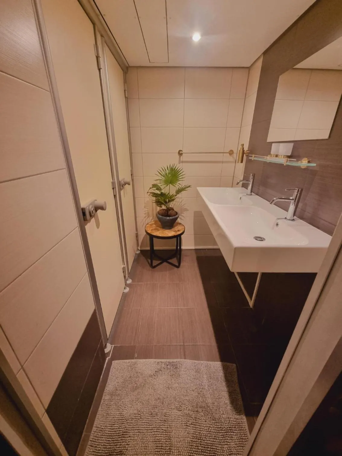 Shower in International Budget Hostel City Center