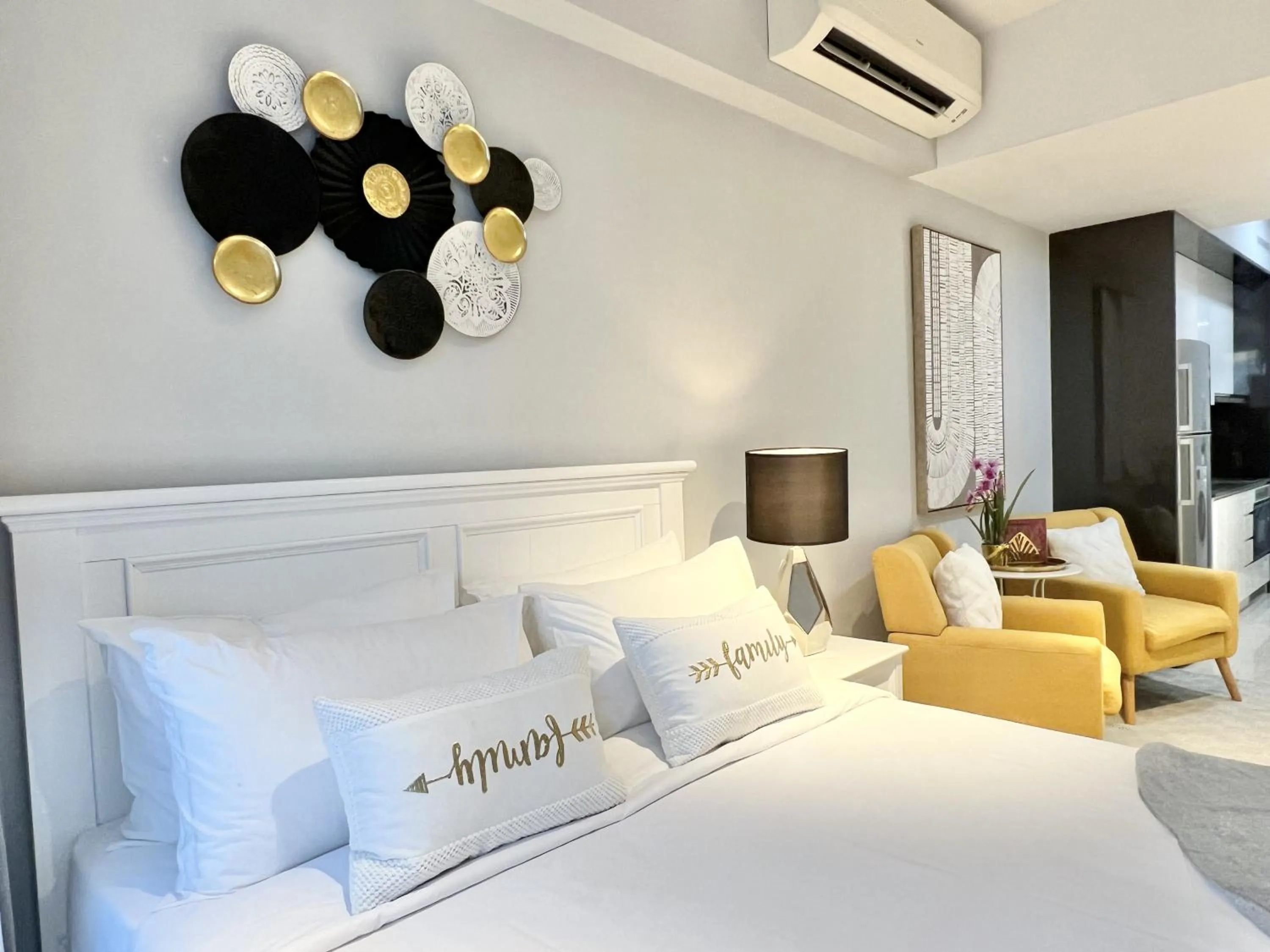 Bed in LUXE Infinitum KLCC by WSD