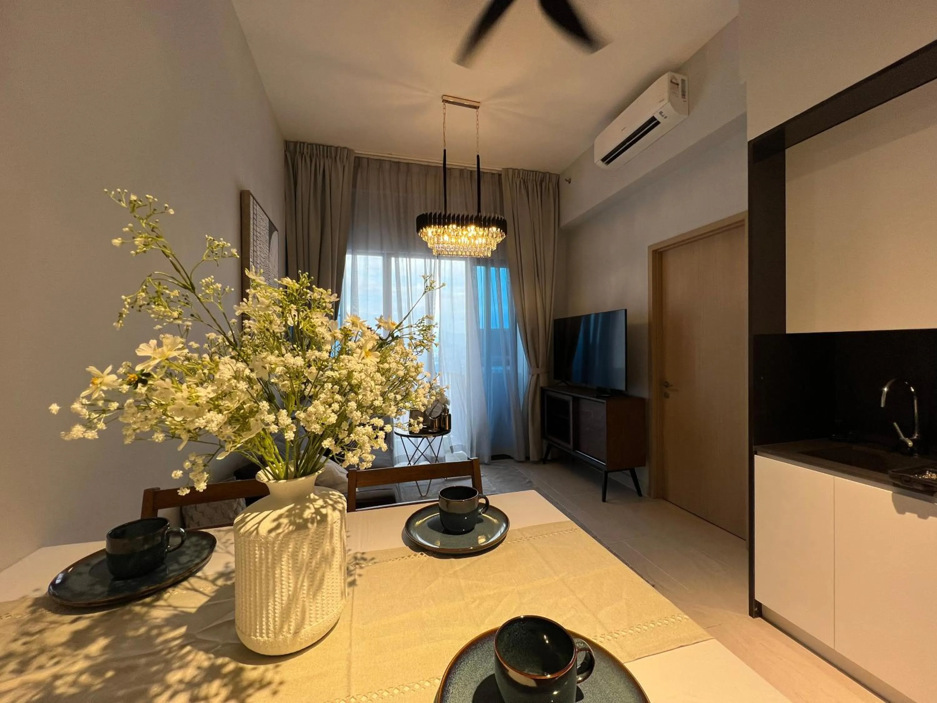 TV and multimedia in LUXE Infinitum KLCC by WSD