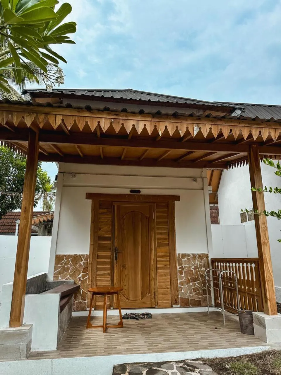 Property building in Sedjiwa