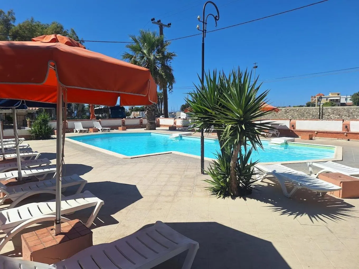 Miranta Hotel - Apartments & Studios