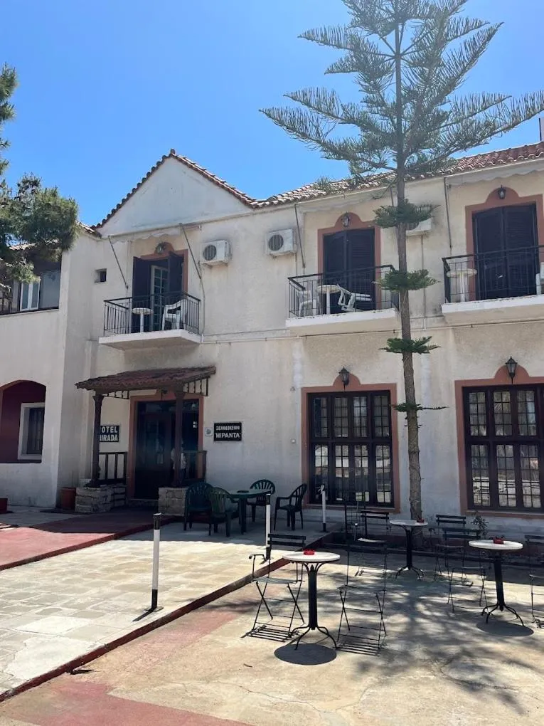 Miranta Hotel - Apartments & Studios