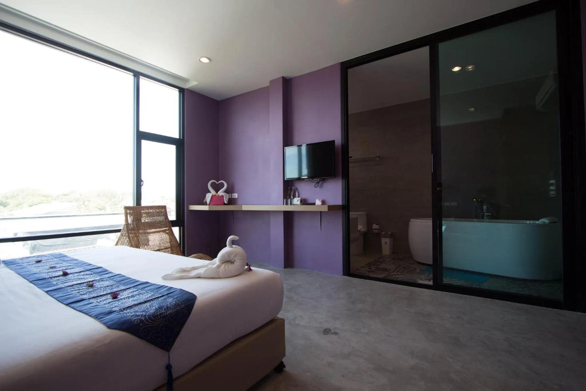 Bed in Behind The Scene Hotel Club @ Samui