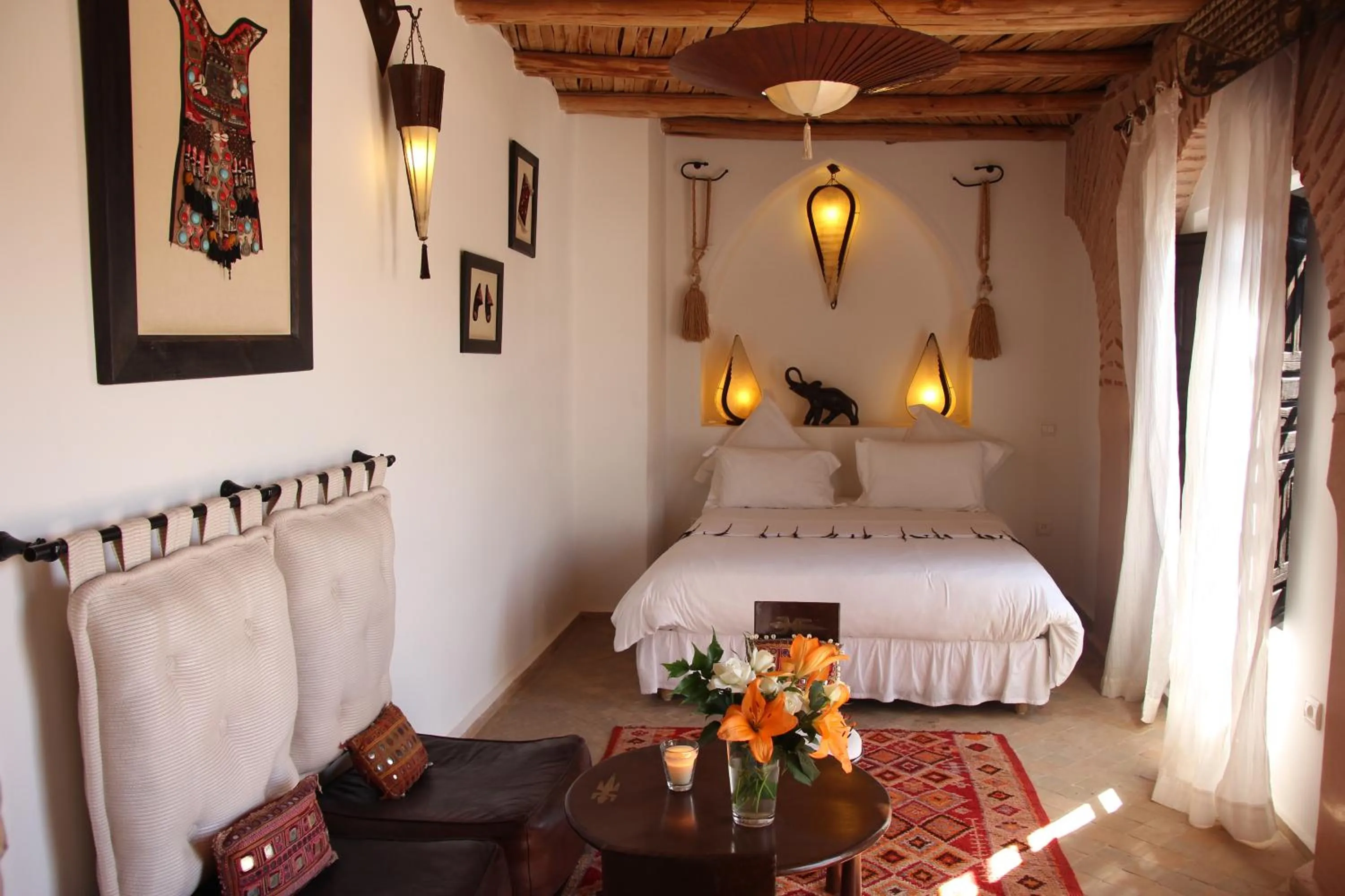 Bedroom, Bed in Riad Clémentine