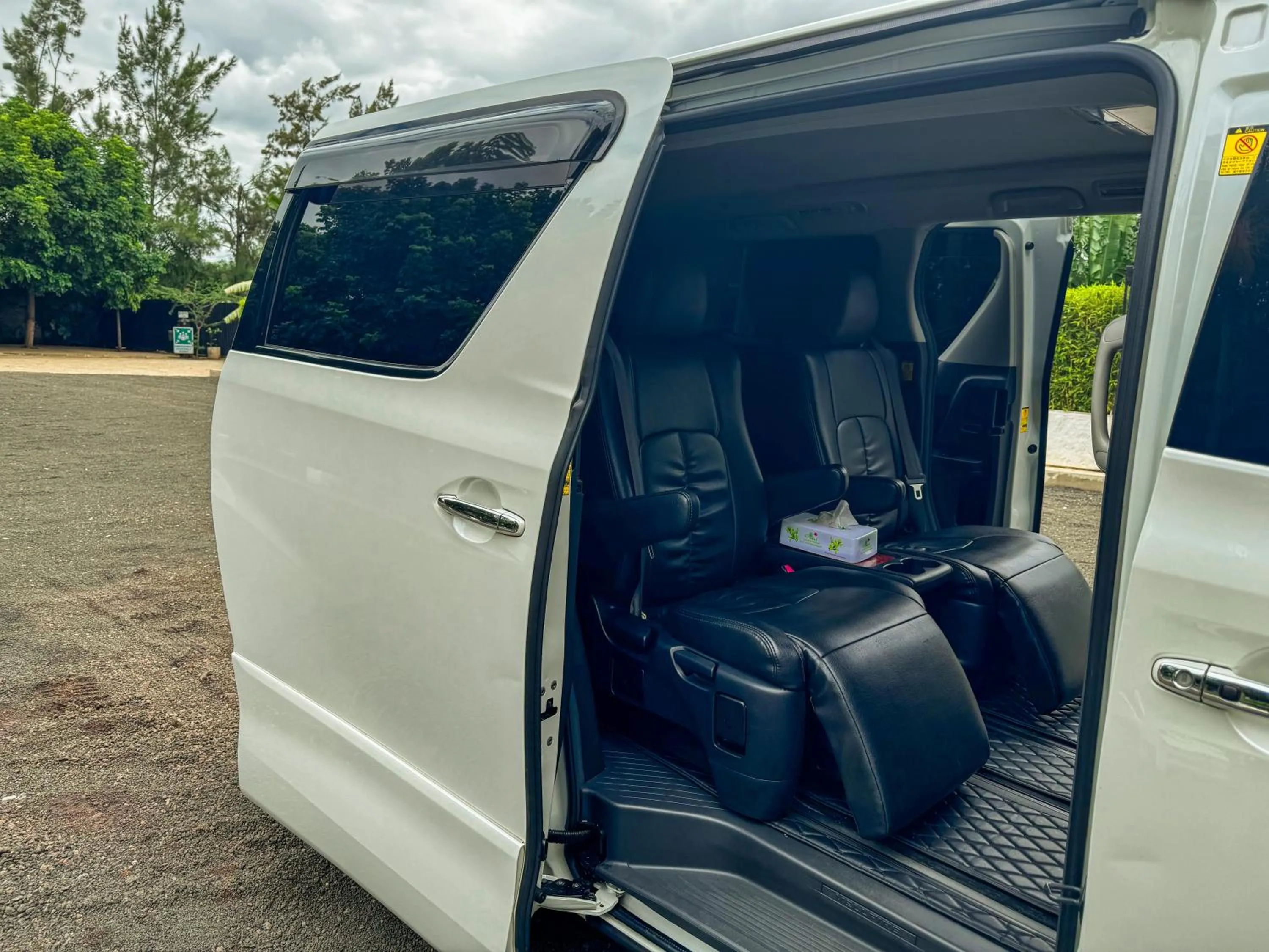 shuttle in Njiro Climax