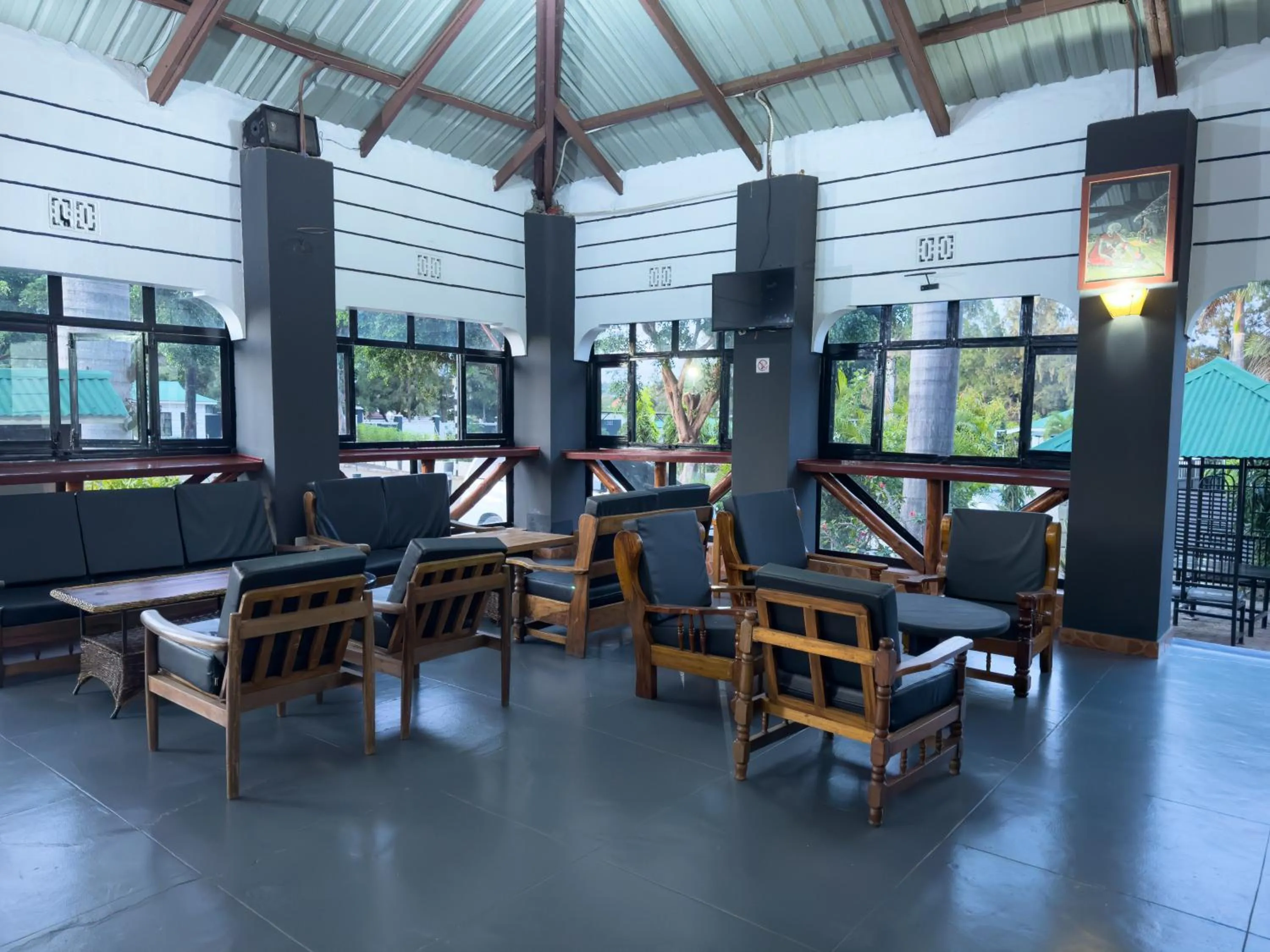 Restaurant/places to eat in Njiro Climax