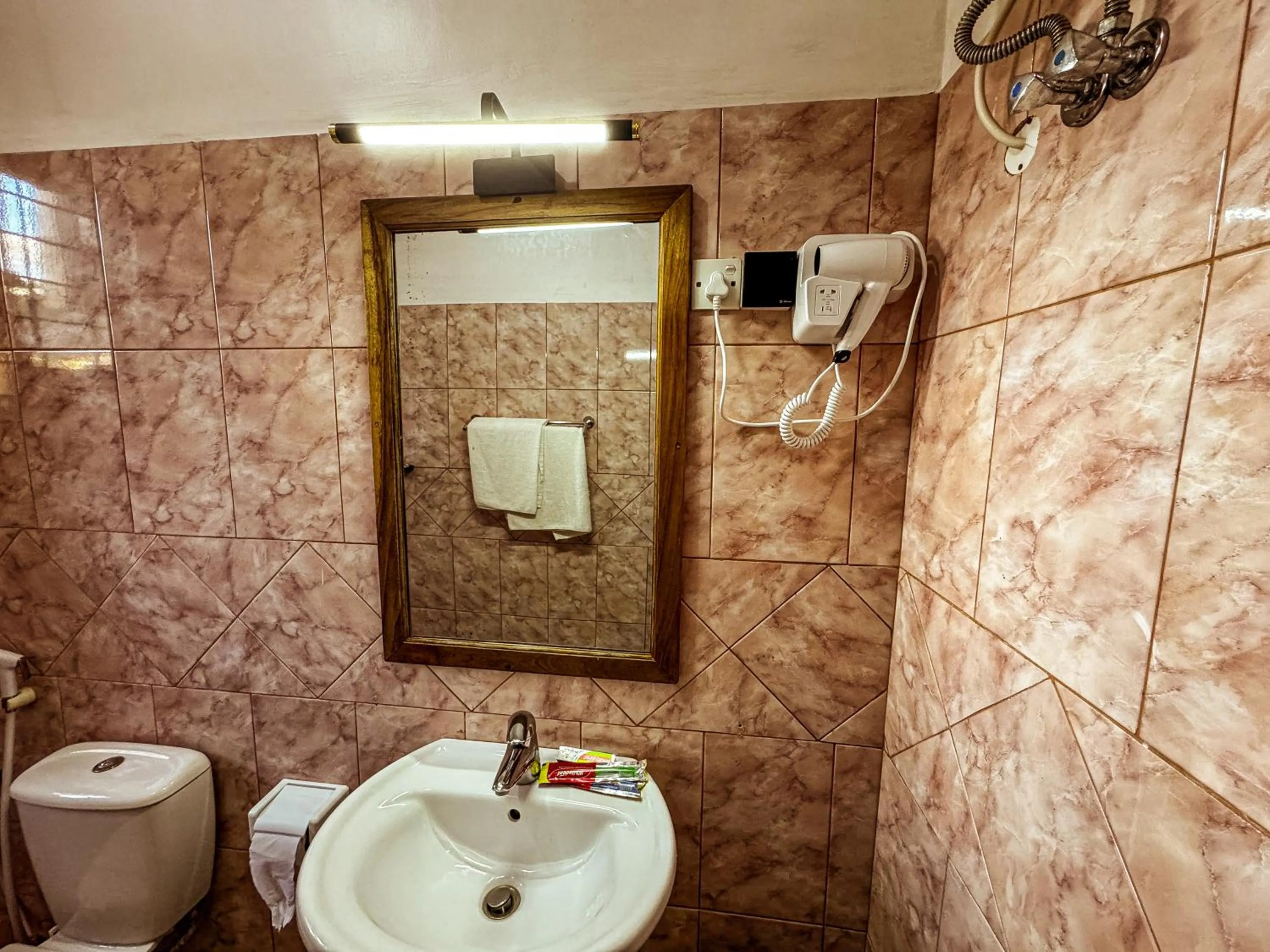 Shower in Njiro Climax