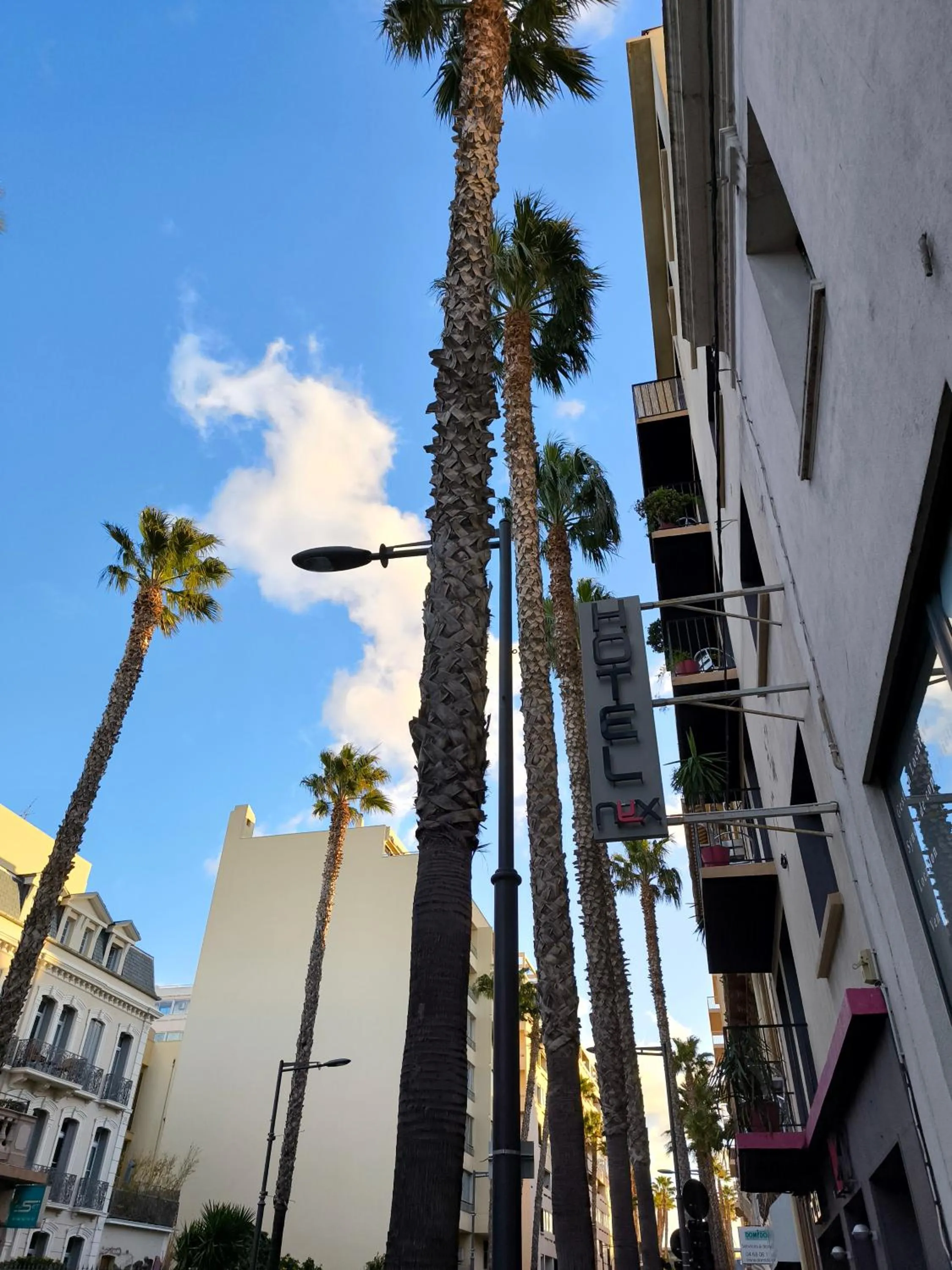 Property building in Nyx Hôtel Indépendant Perpignan Centre Gare