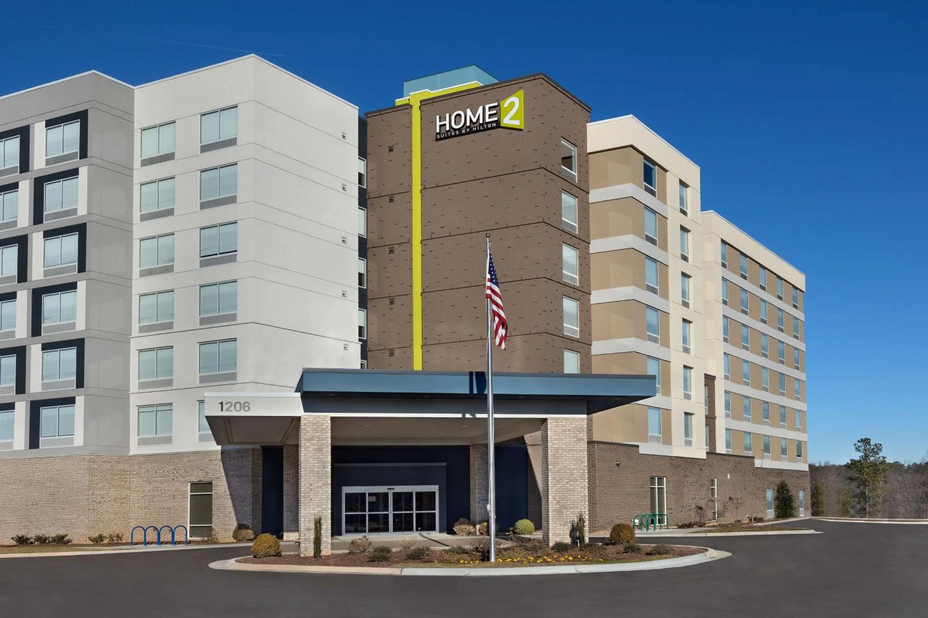 Property building in Home2 Suites By Hilton Durham University Medical Center