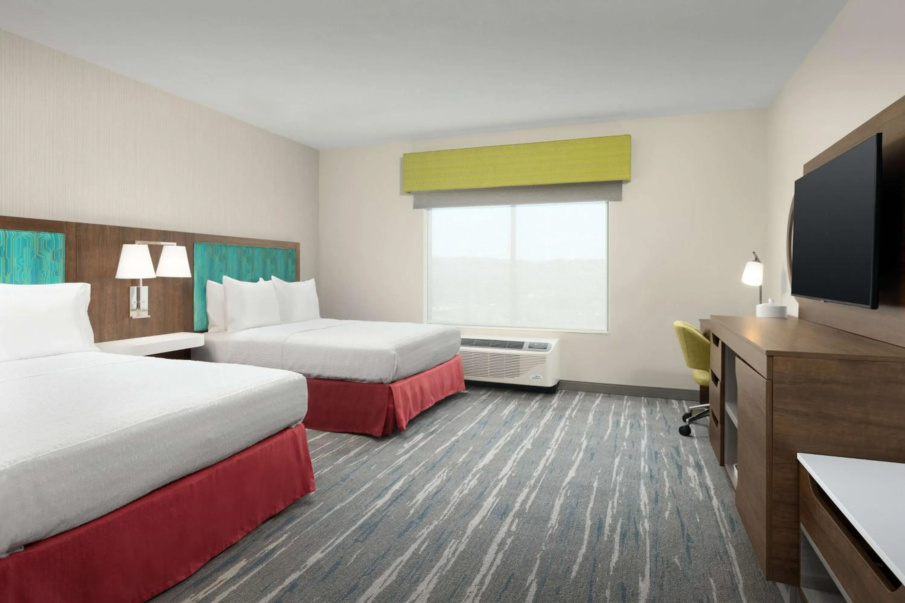 Bed in Hampton Inn & Suites Durham University Medical Center