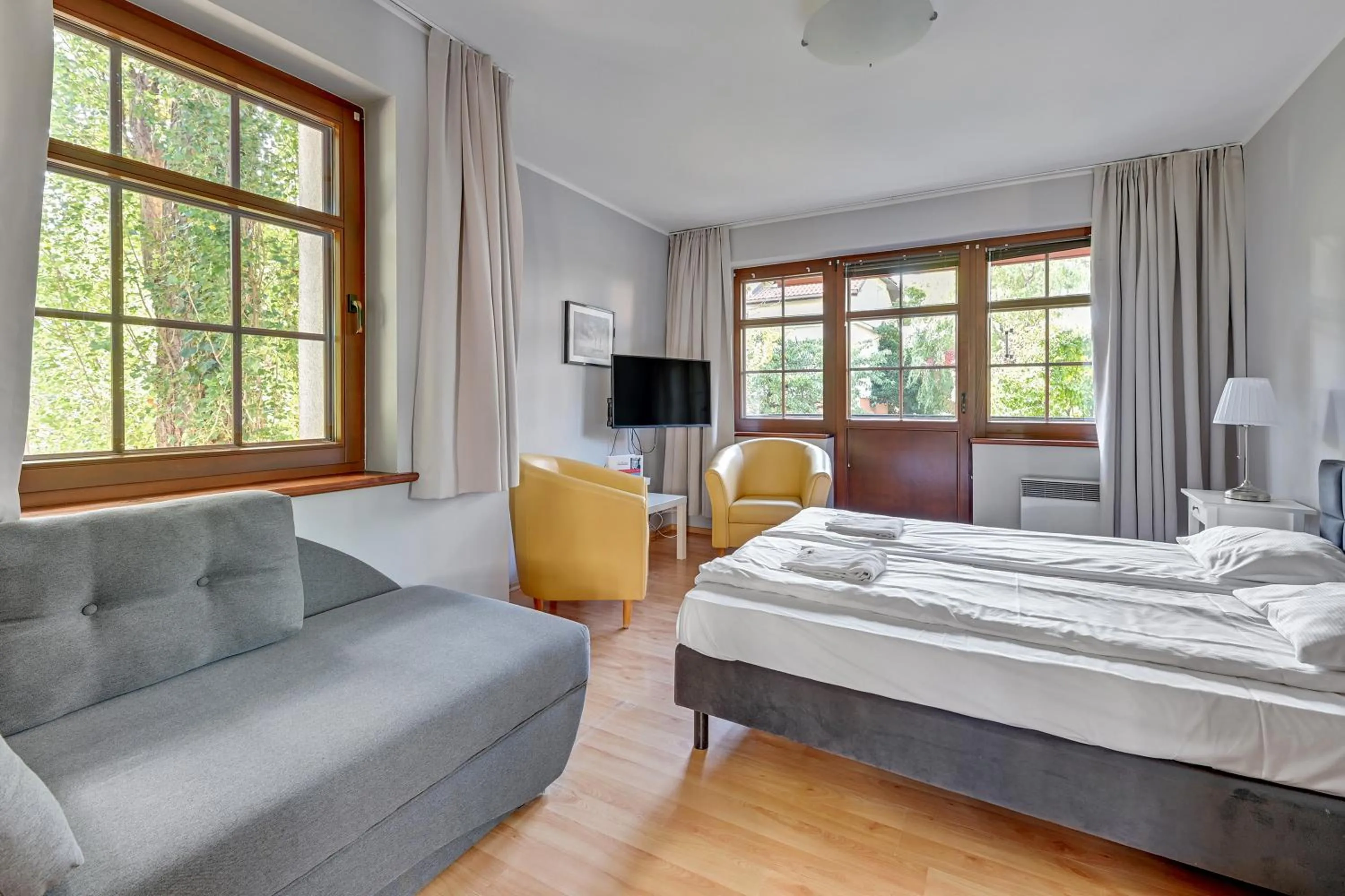 TV and multimedia, Bed in Dom & House - Apartamenty Zacisze