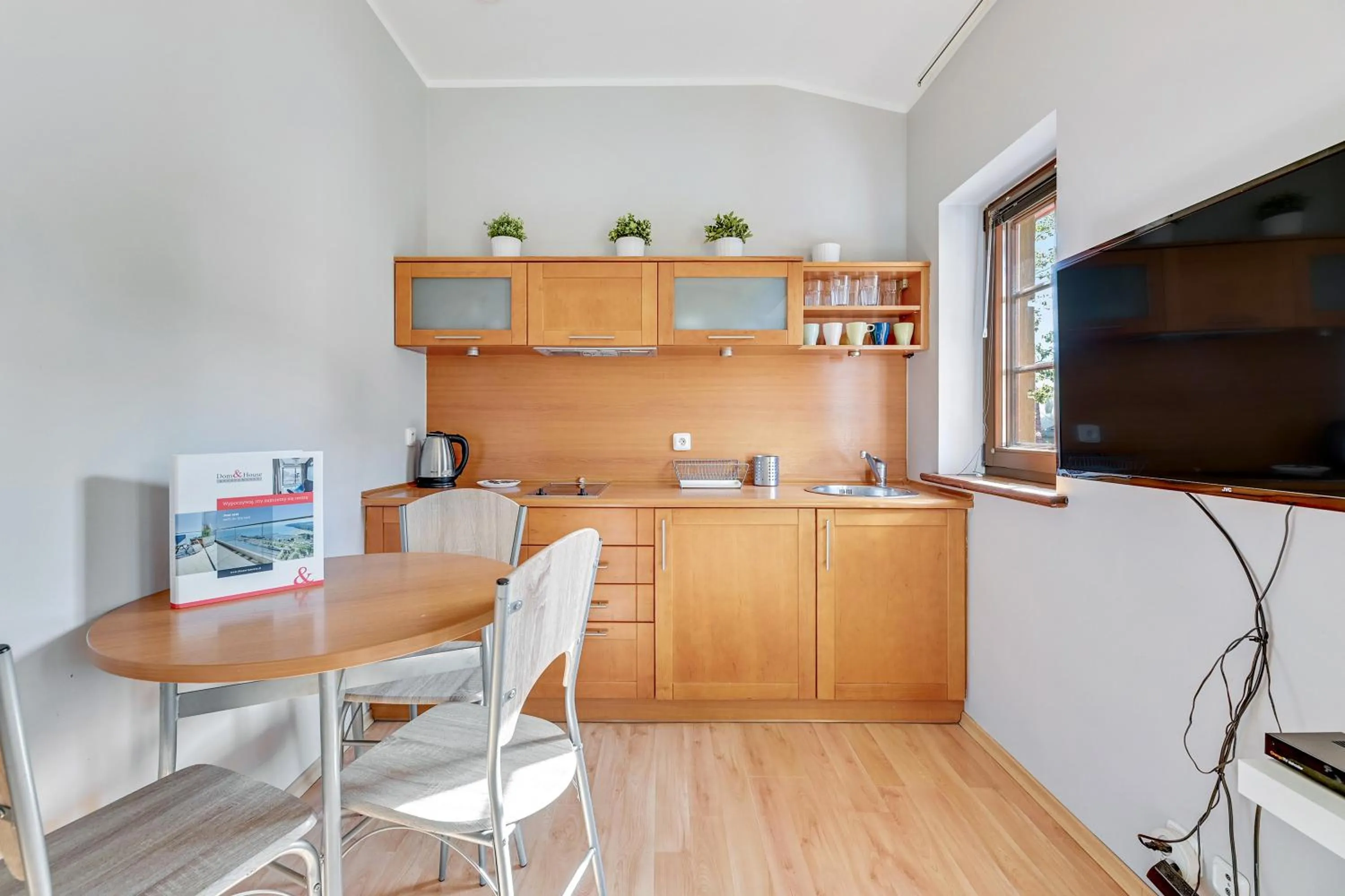 Kitchen or kitchenette in Dom & House - Apartamenty Zacisze