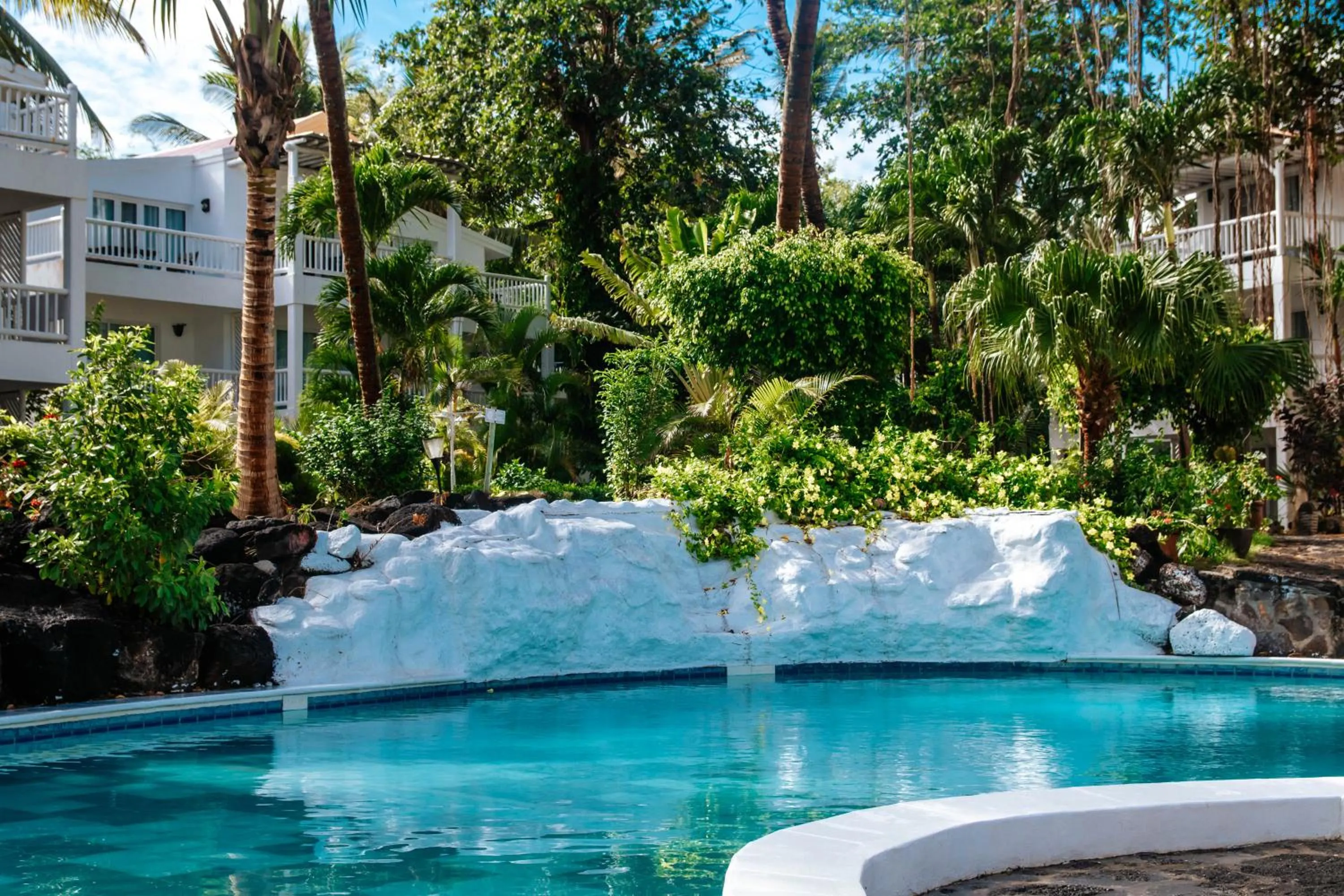 Swimming pool in Hibiscus Boutique Hotel