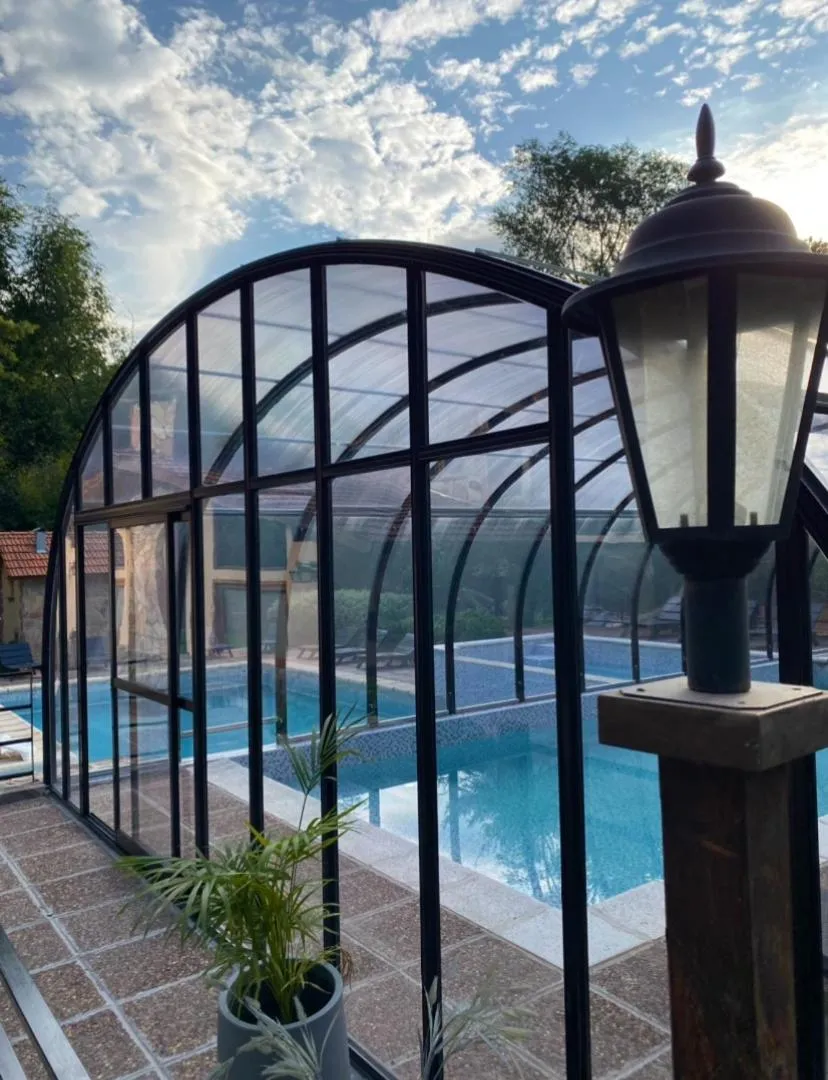 Swimming pool in Cabañas Aufenthalt