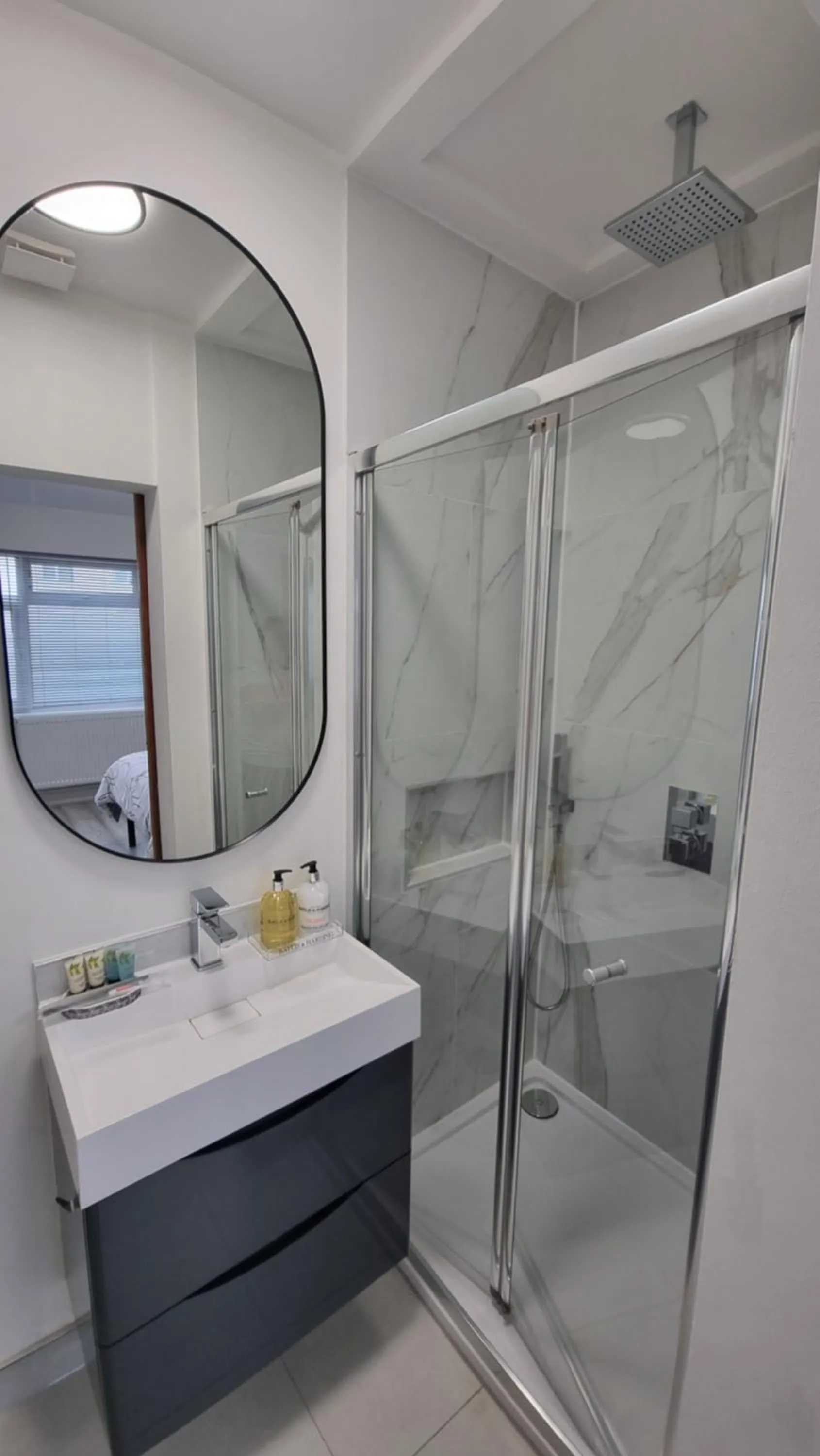 Bathroom in Stylish Suites with kitchenette