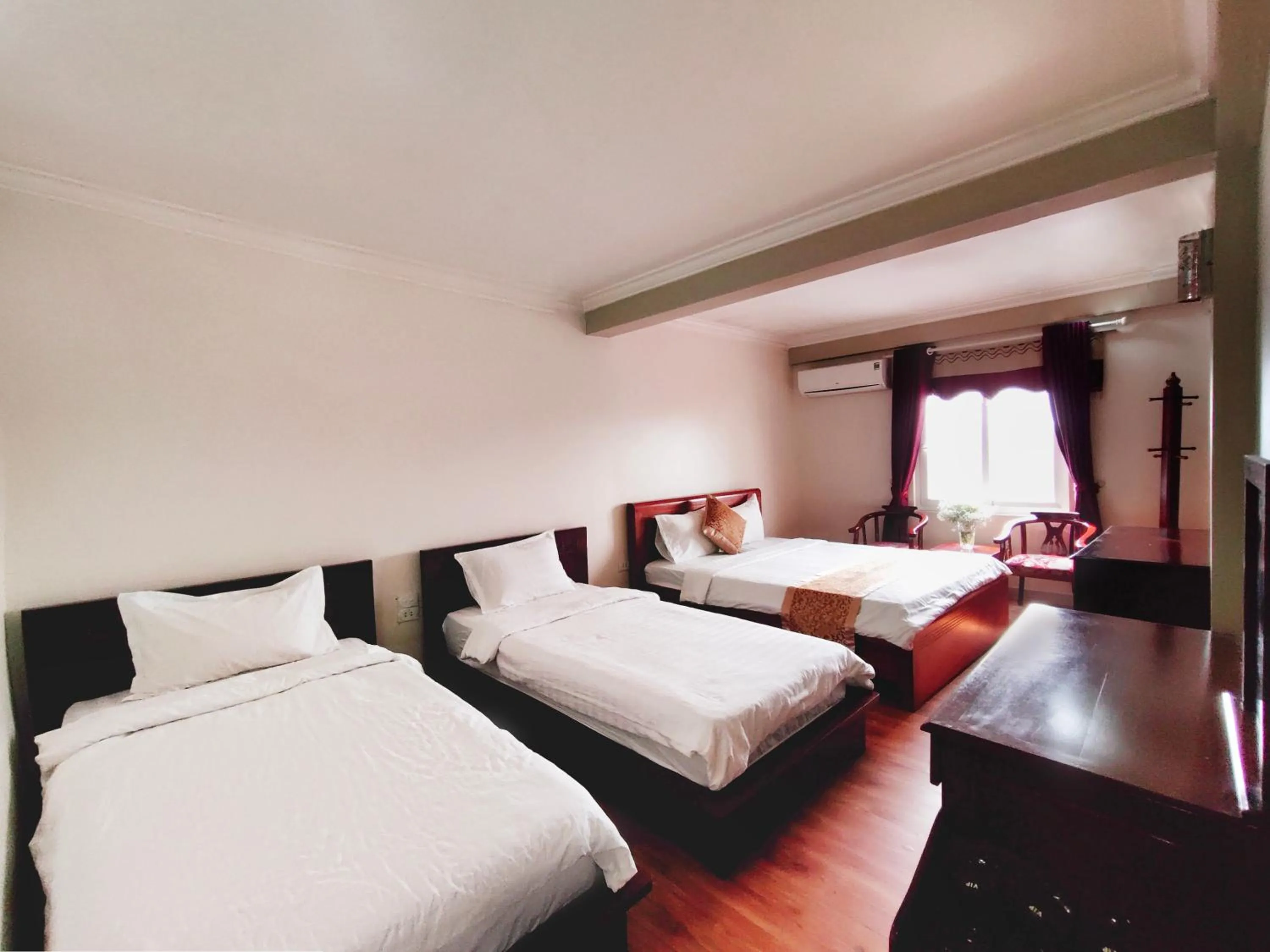 Bedroom, Bed in Indochina Airport Hotel