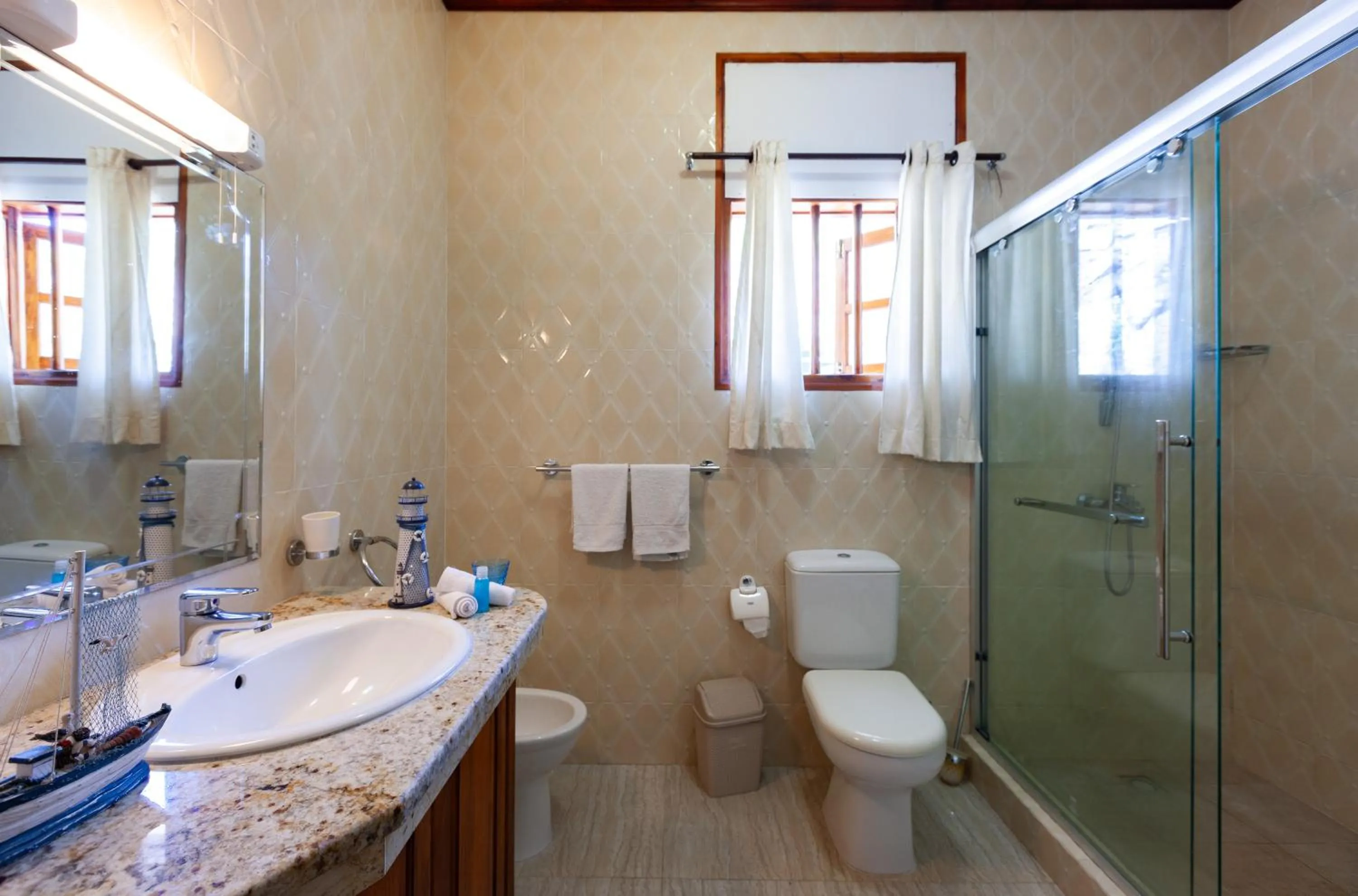 Shower in Villa Anse La Blague