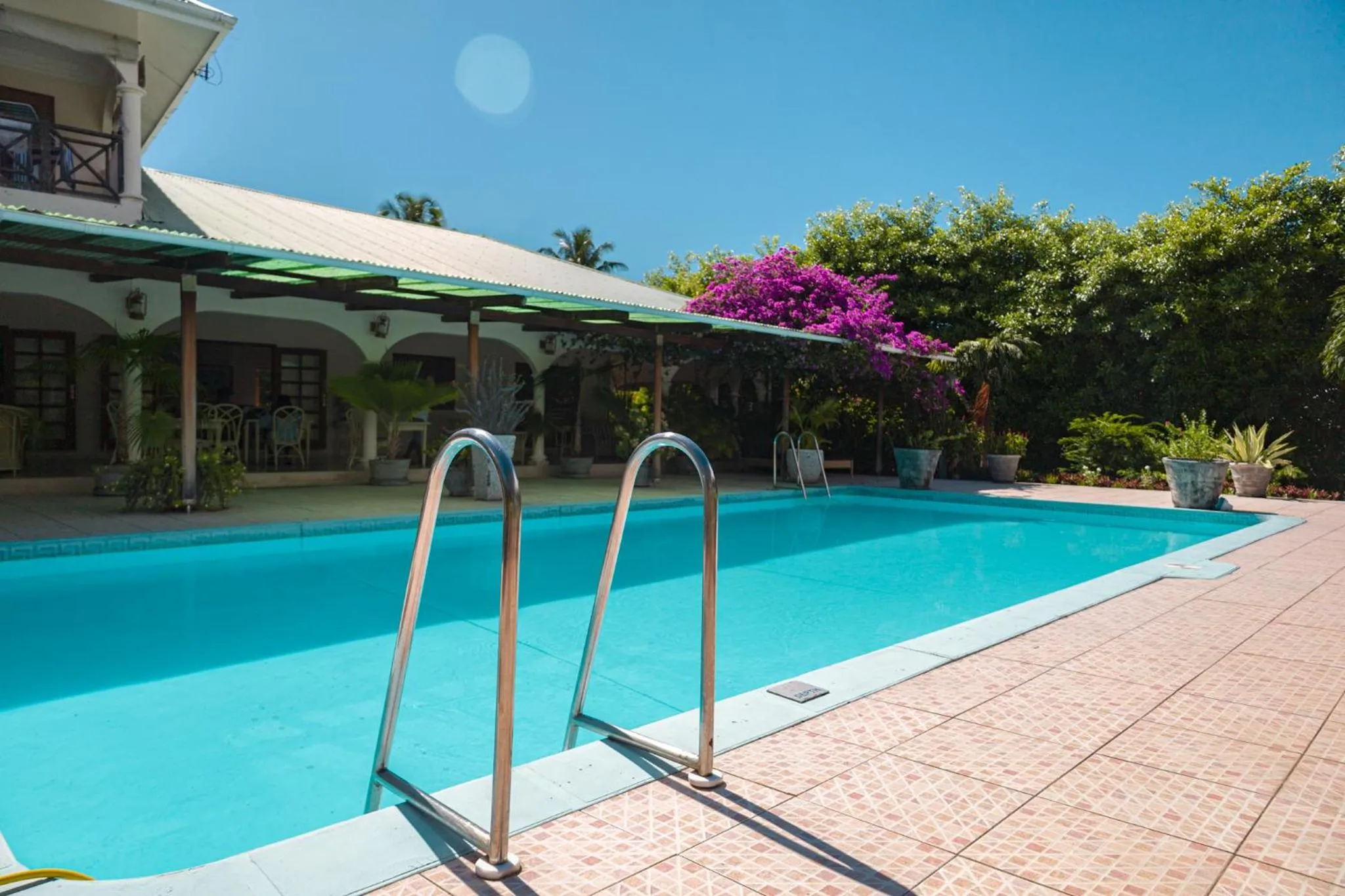 Pool view in Villa De Cerf