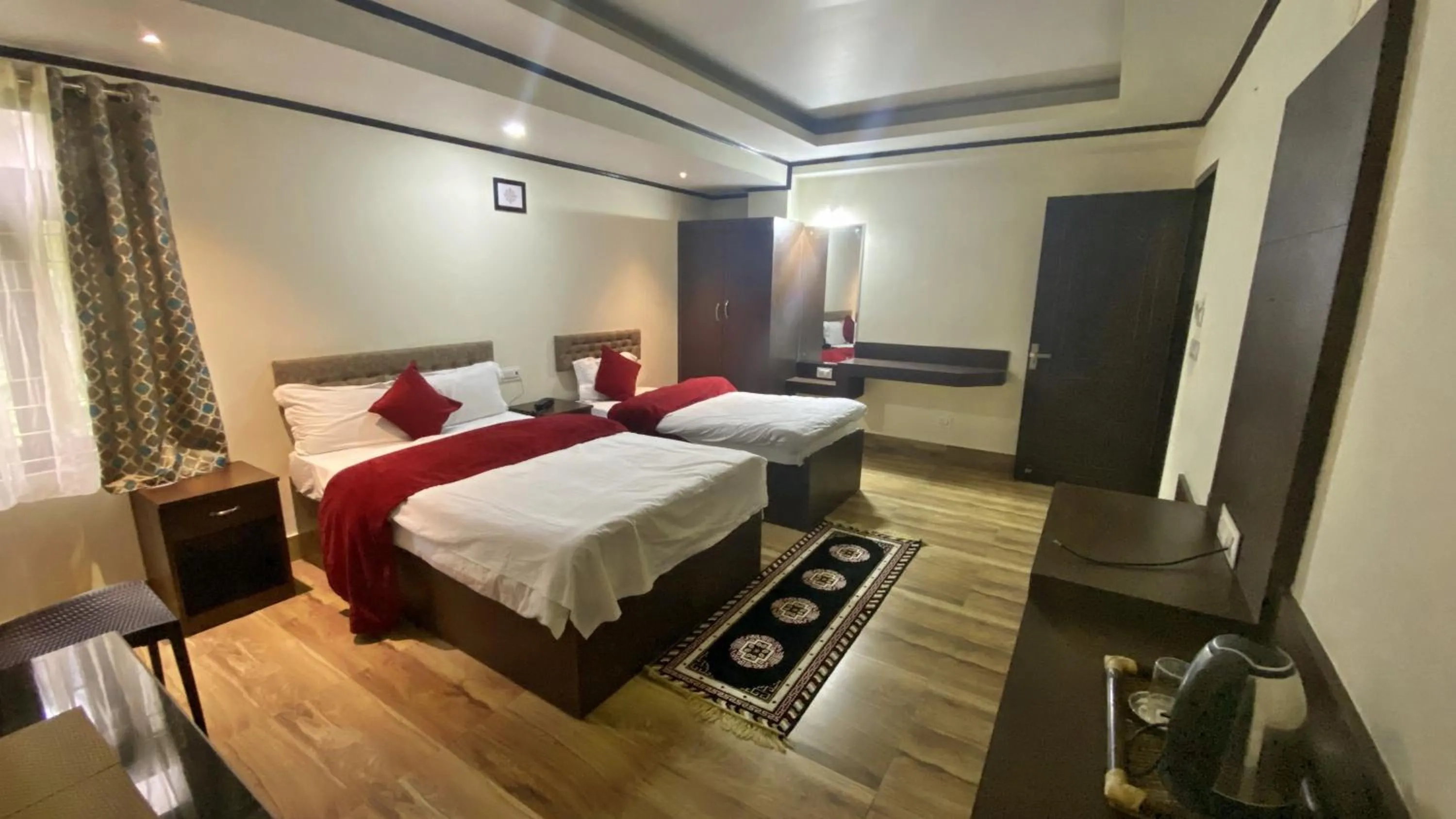 Bed in Lingmoo Residency