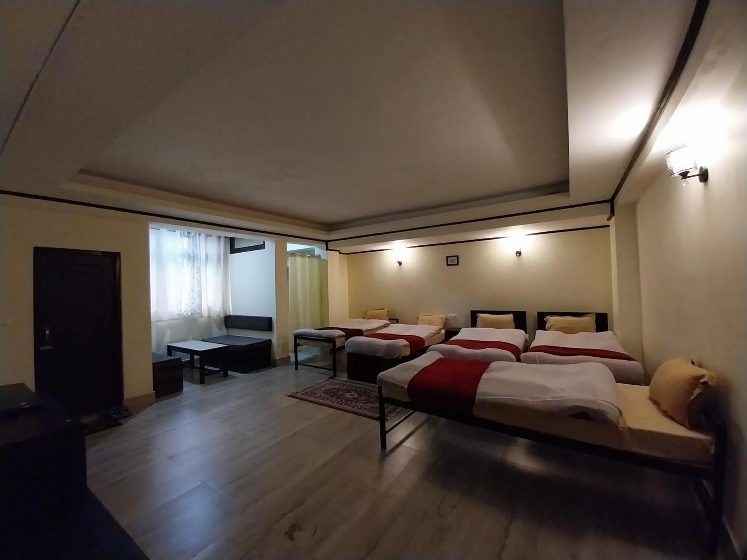 Bed in Lingmoo Residency