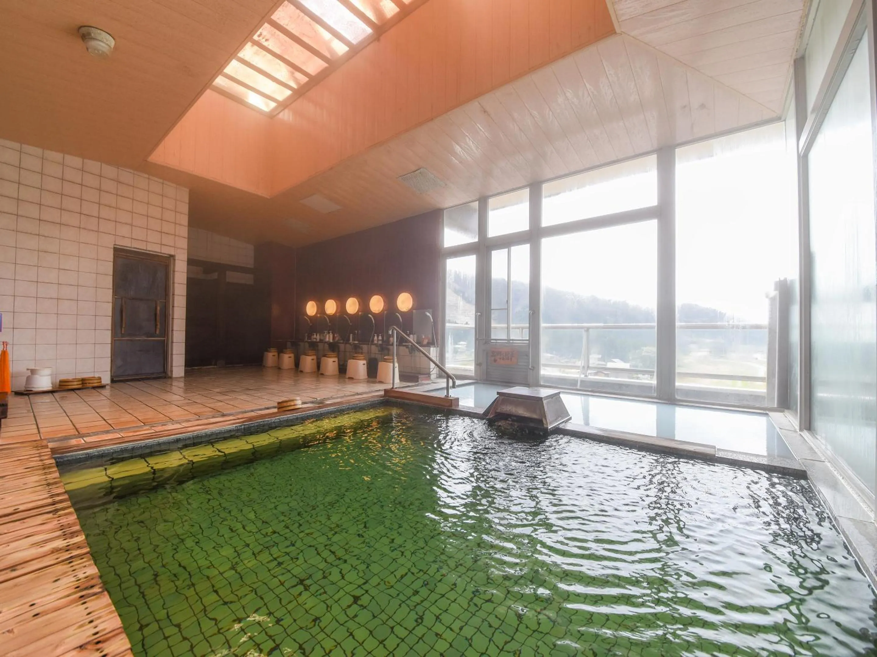 Hot Spring Bath in Bousenkaku