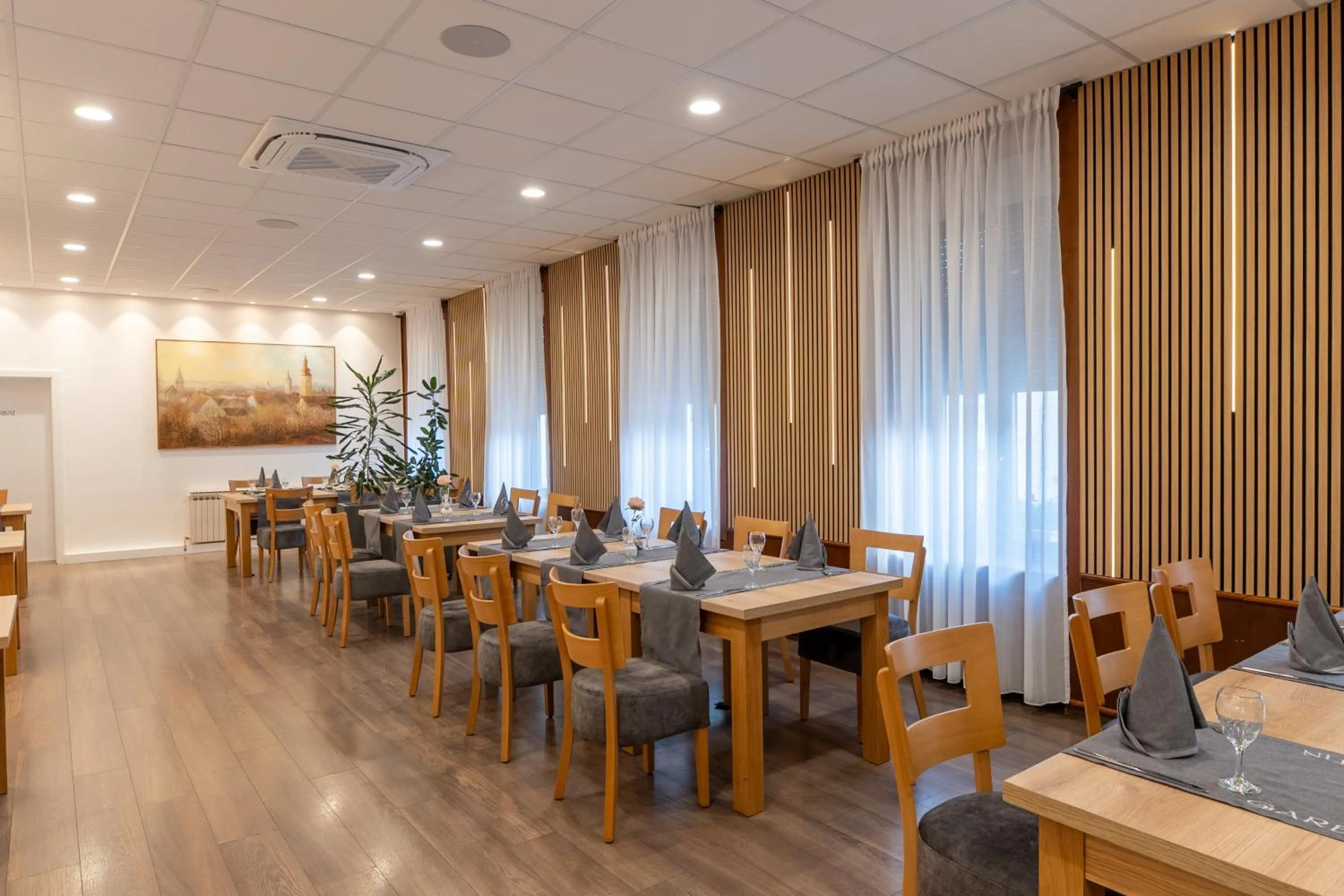 Restaurant/places to eat in B&B Garestin