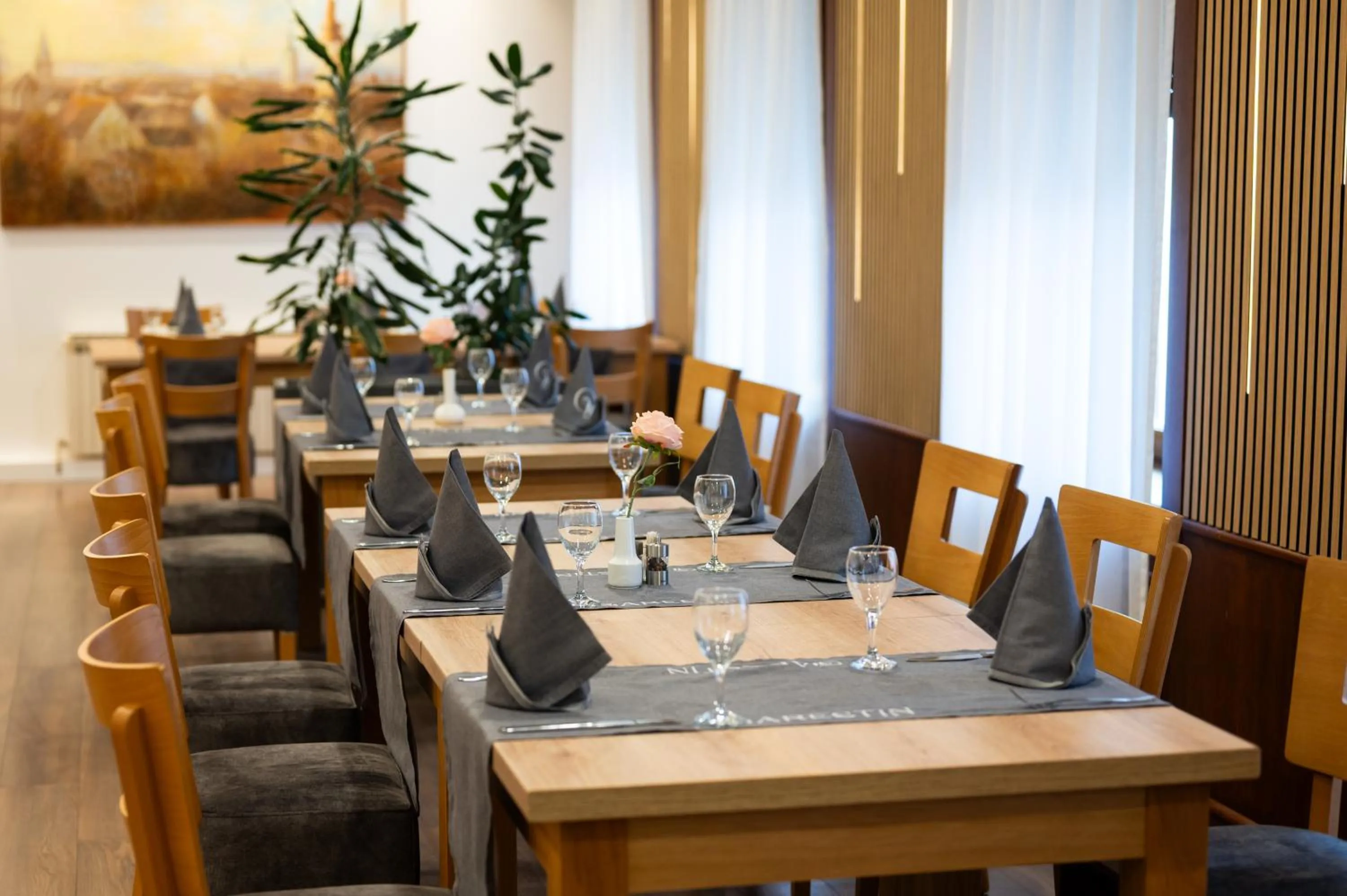 Restaurant/places to eat in B&B Garestin