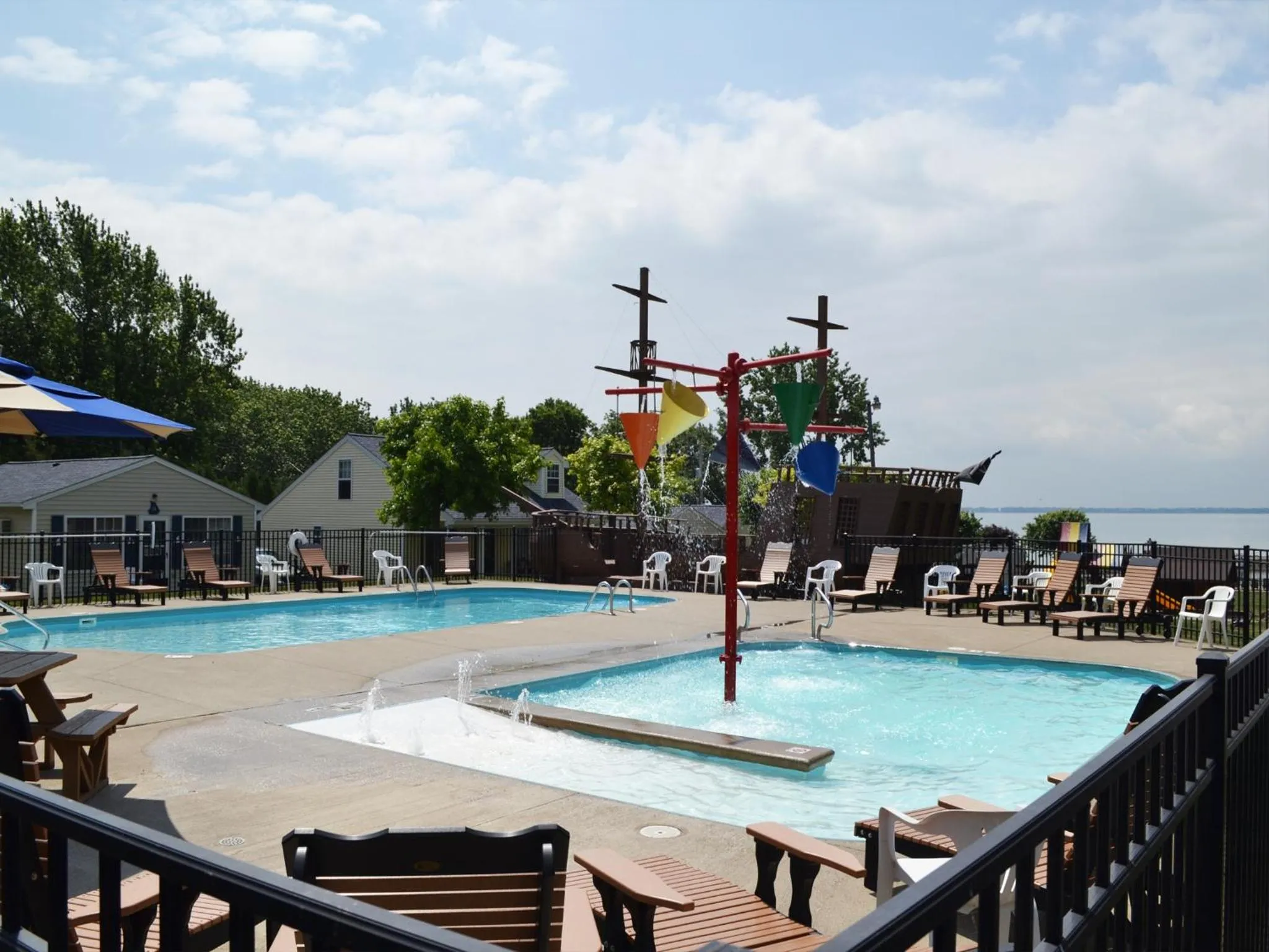 Swimming pool in South Beach Resort Hotel