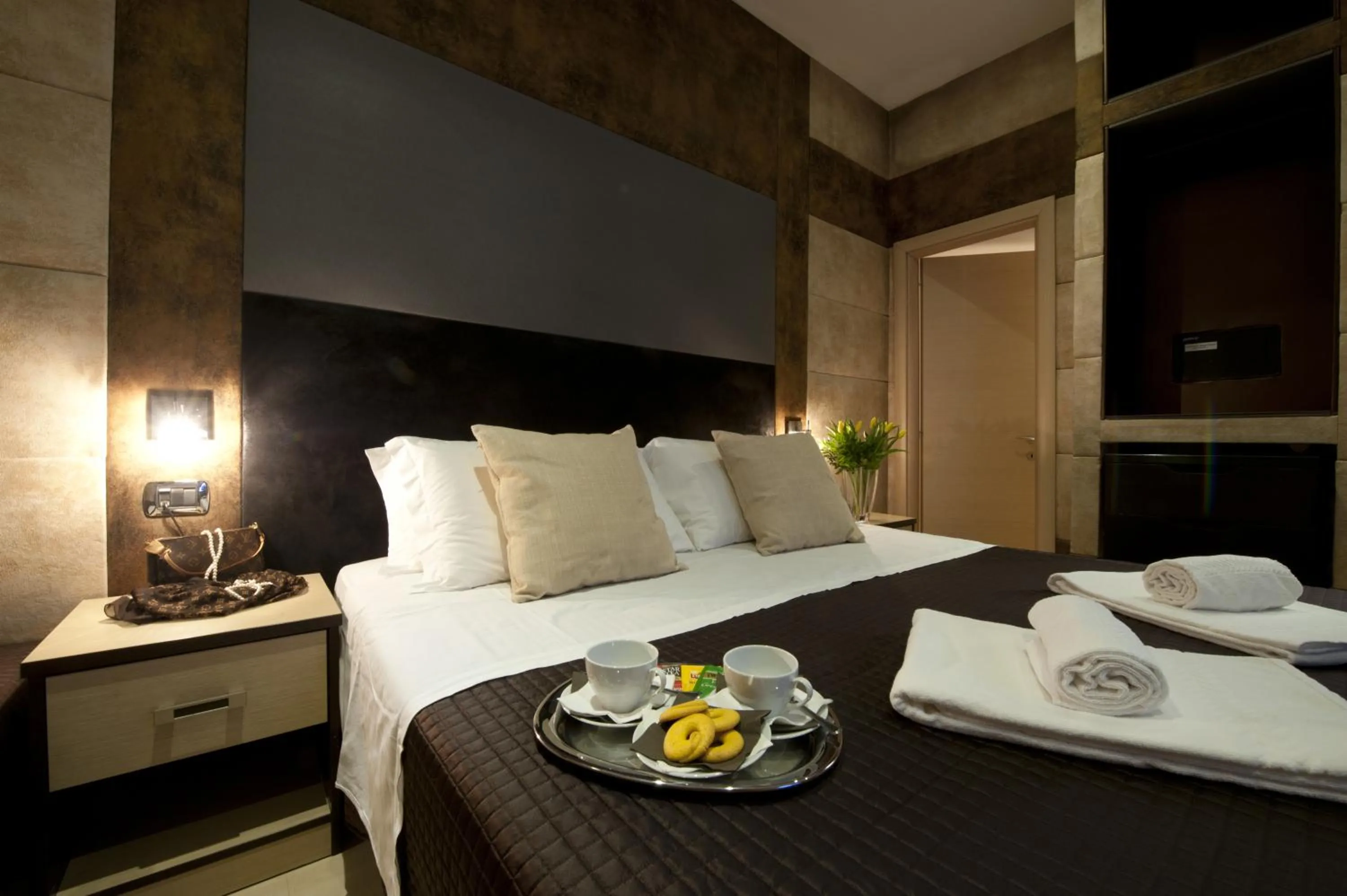 Bed in Blue Suite Vatican Guesthouse