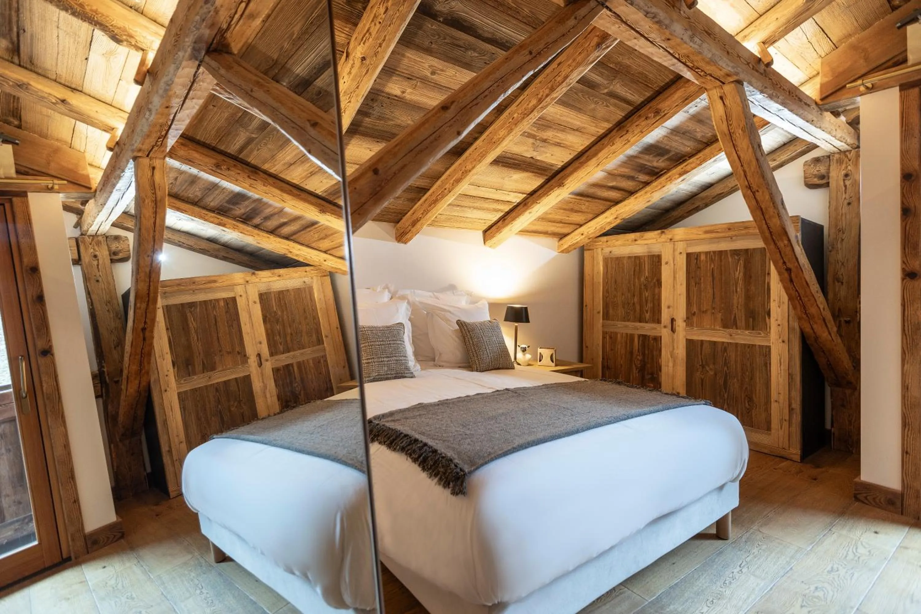 Bedroom, Bed in Wanderful Life MontBlanc refuge haut de gamme