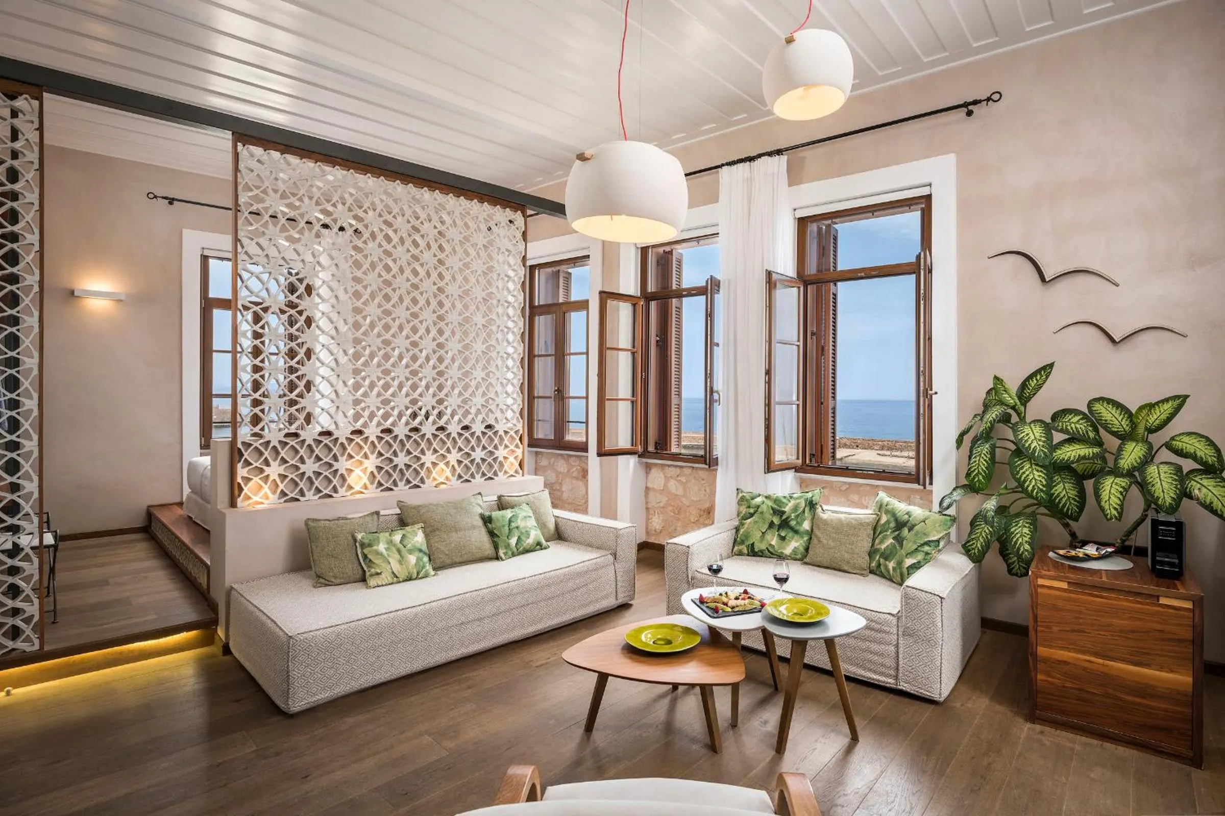 Shower in Ambassadors Residence Boutique Hotel