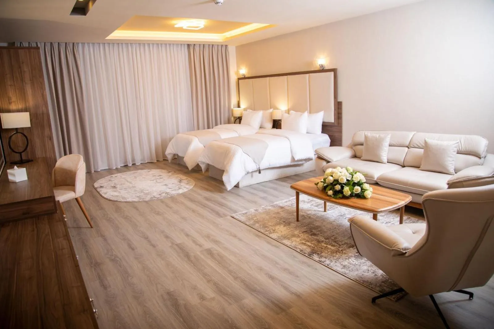Photo of the whole room, Bed in Jeddah Homes Boutique Hotel