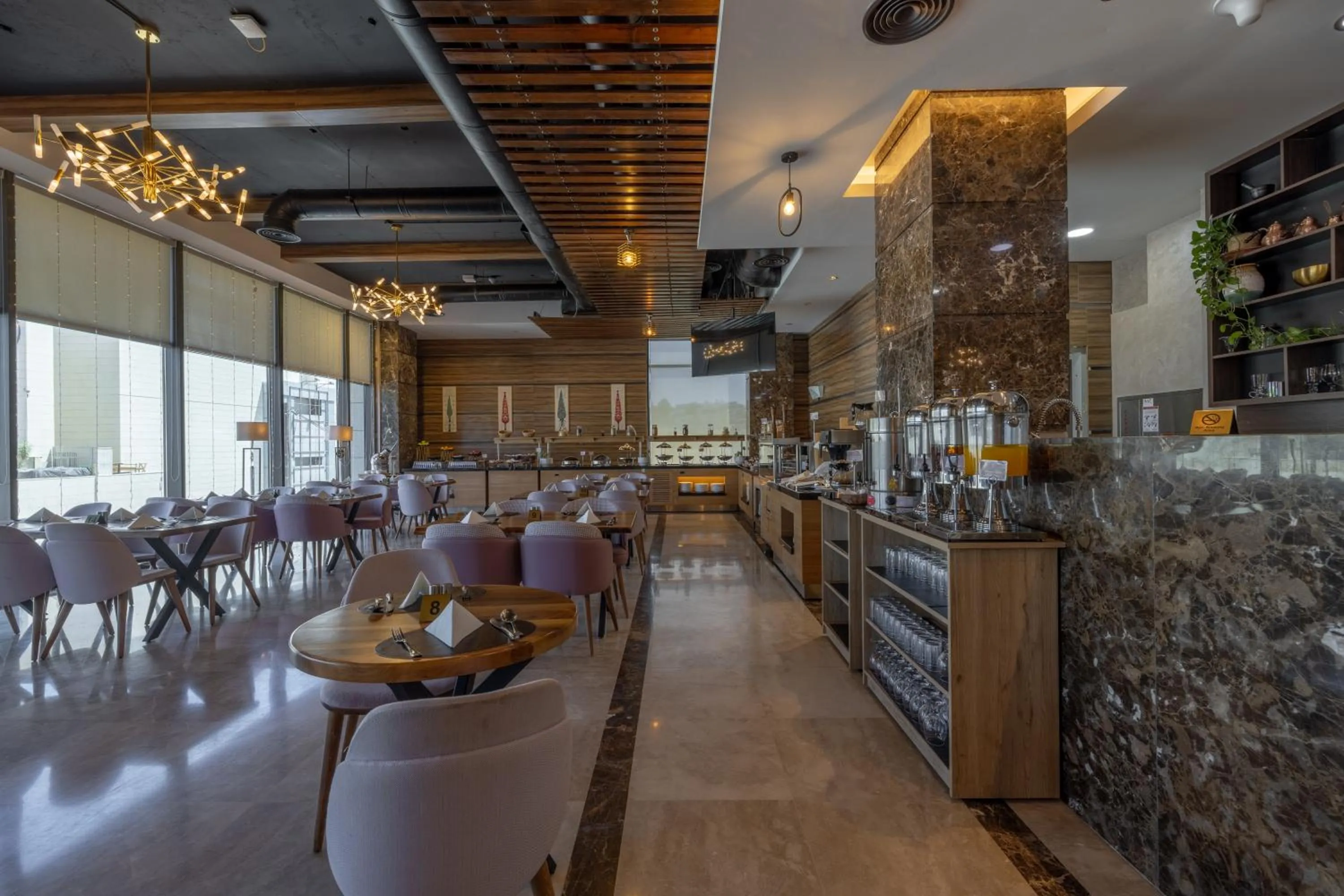 Restaurant/places to eat in Jeddah Homes Boutique Hotel