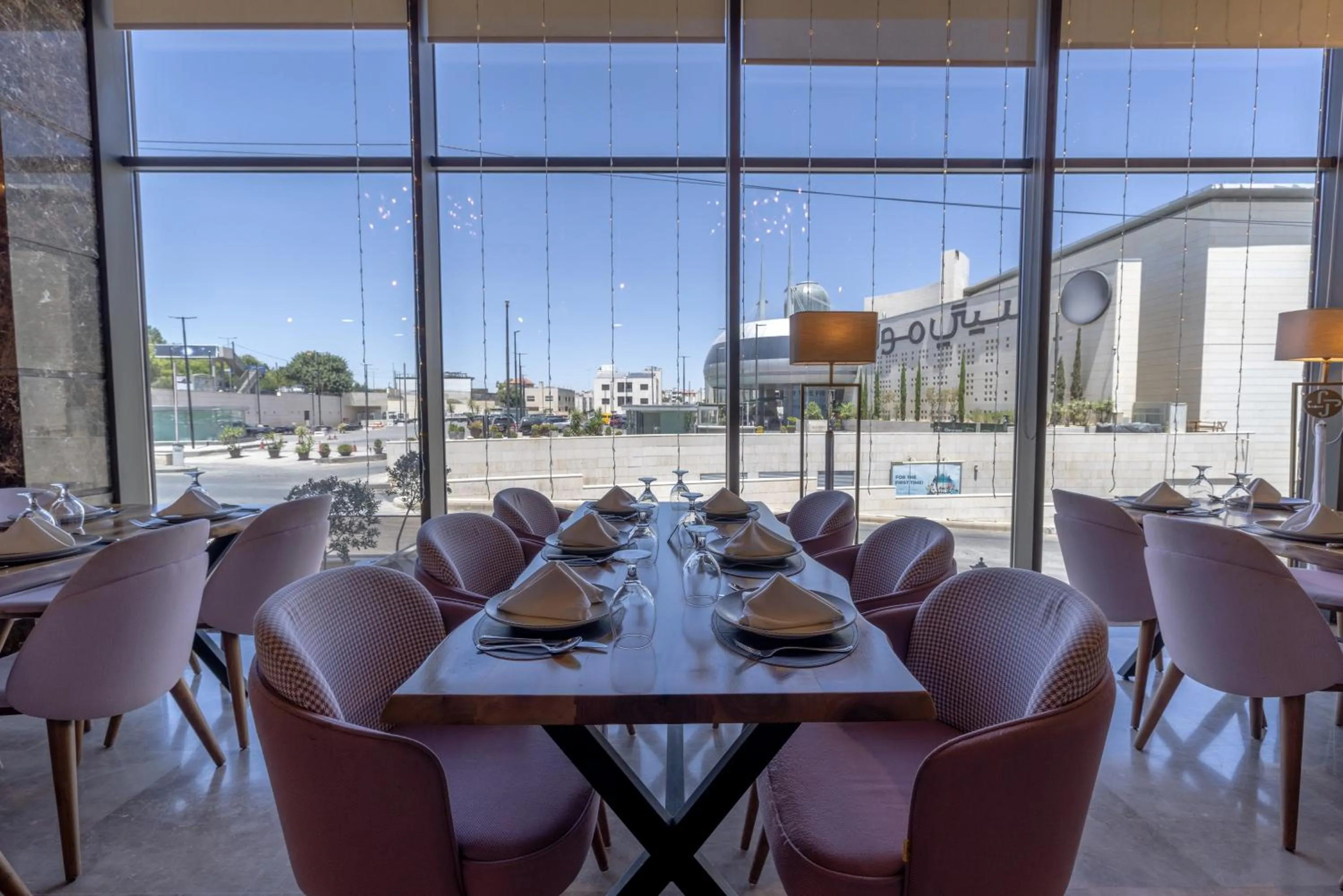 Restaurant/places to eat in Jeddah Homes Boutique Hotel