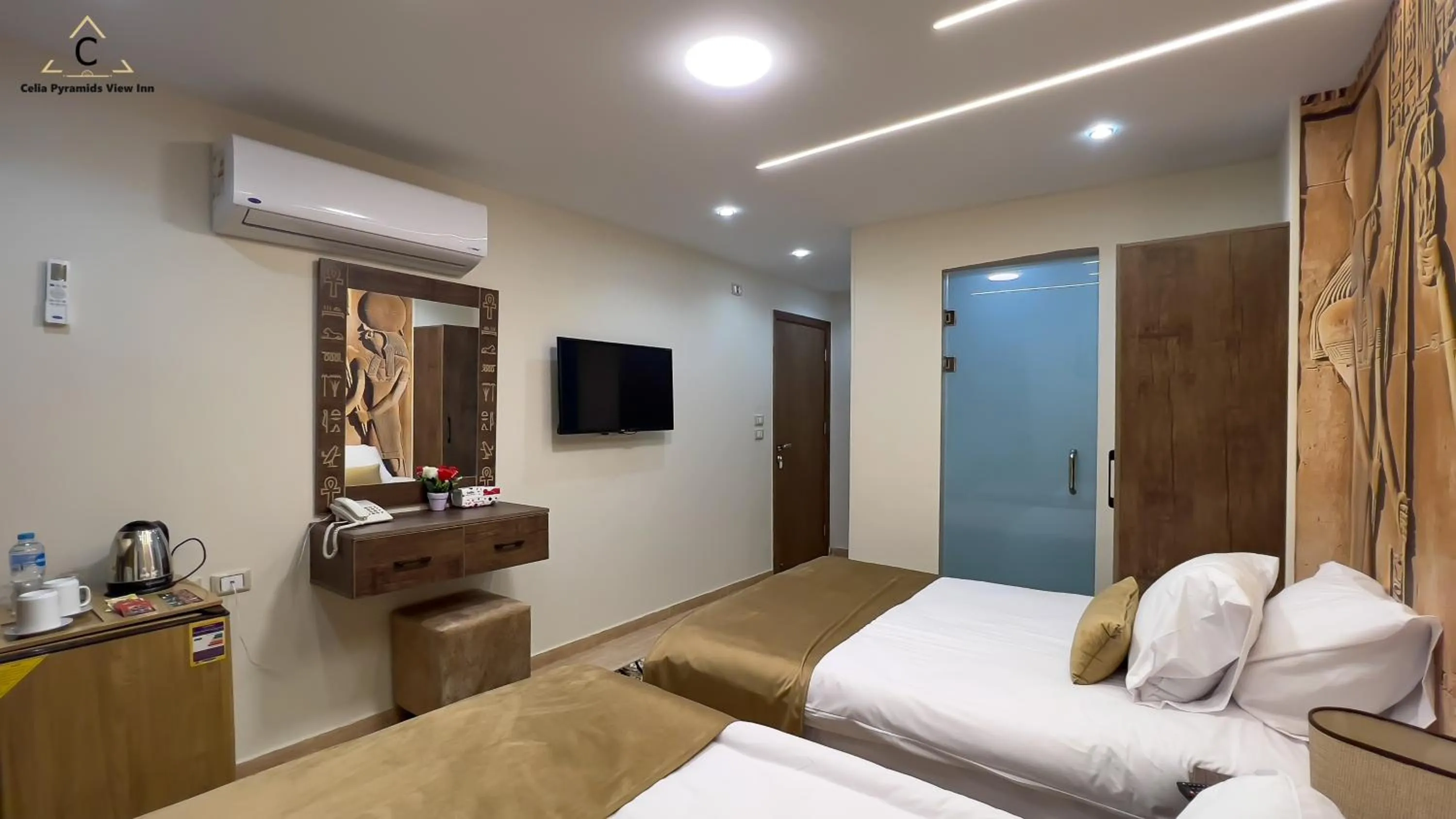 Photo of the whole room, Bed in Celia Pyramids View inn