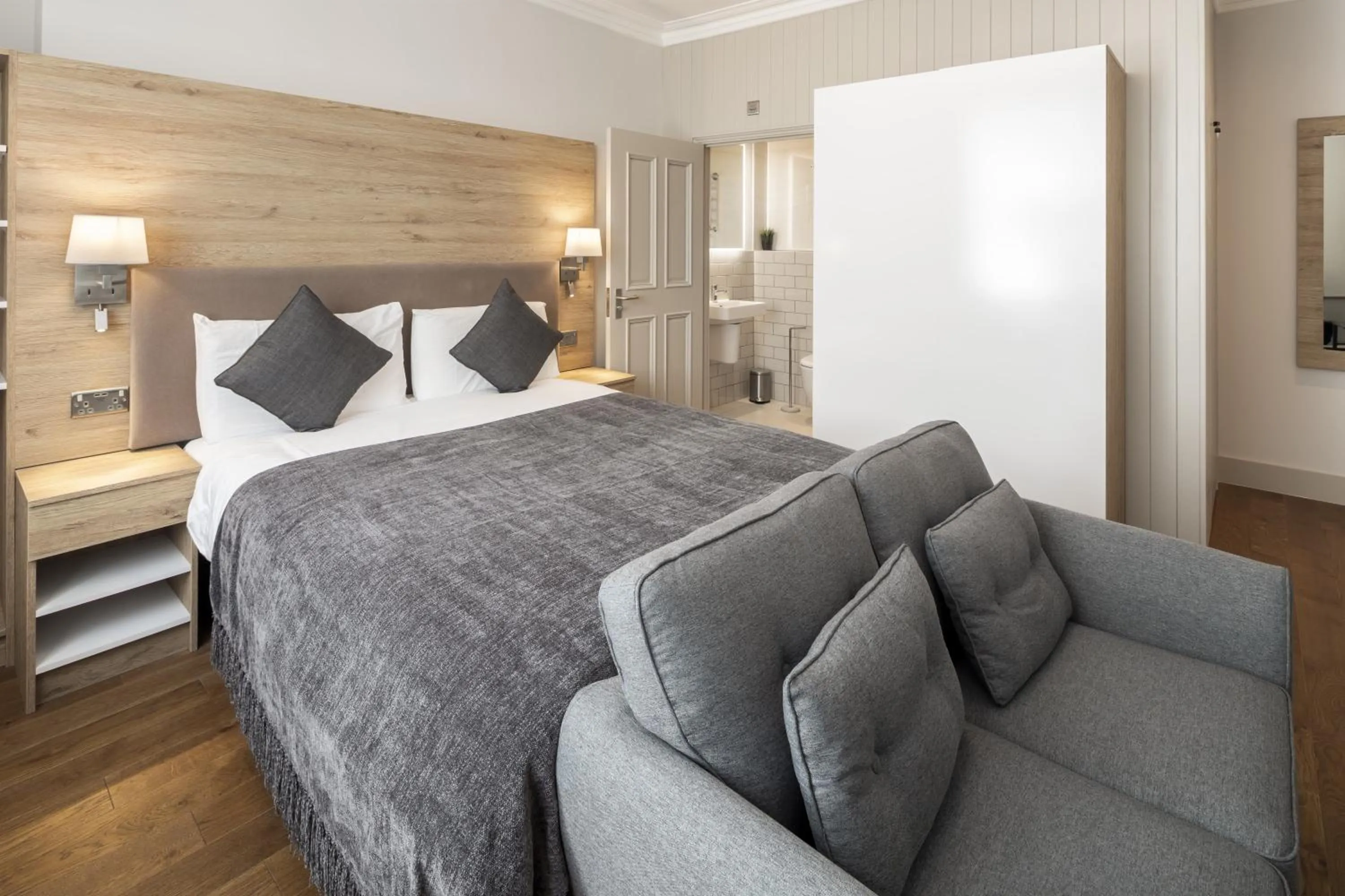 Bed in Notting Hill House