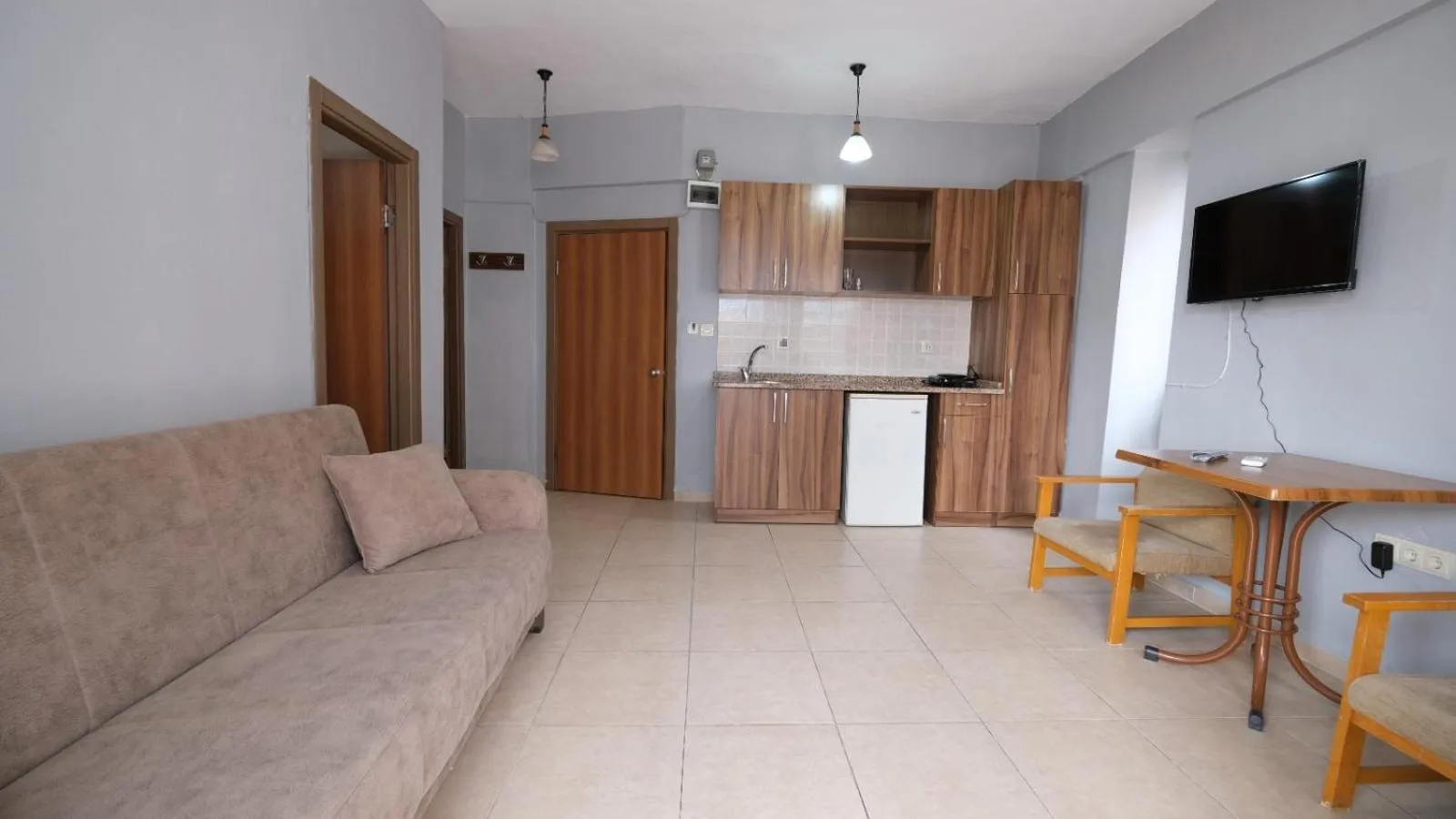 TV and multimedia in Agora Apart Hotel