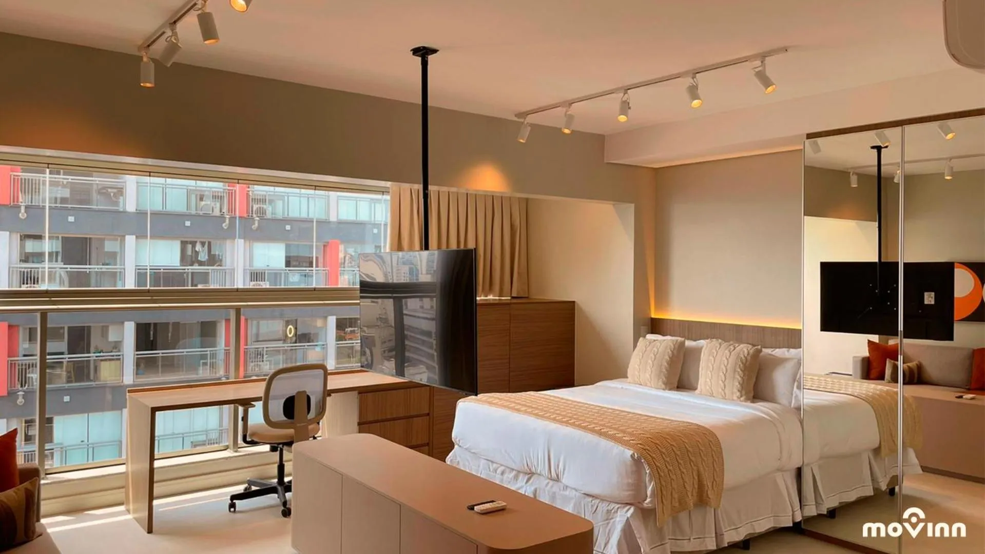 Photo of the whole room, Bed in White 2880 - Pinheiros