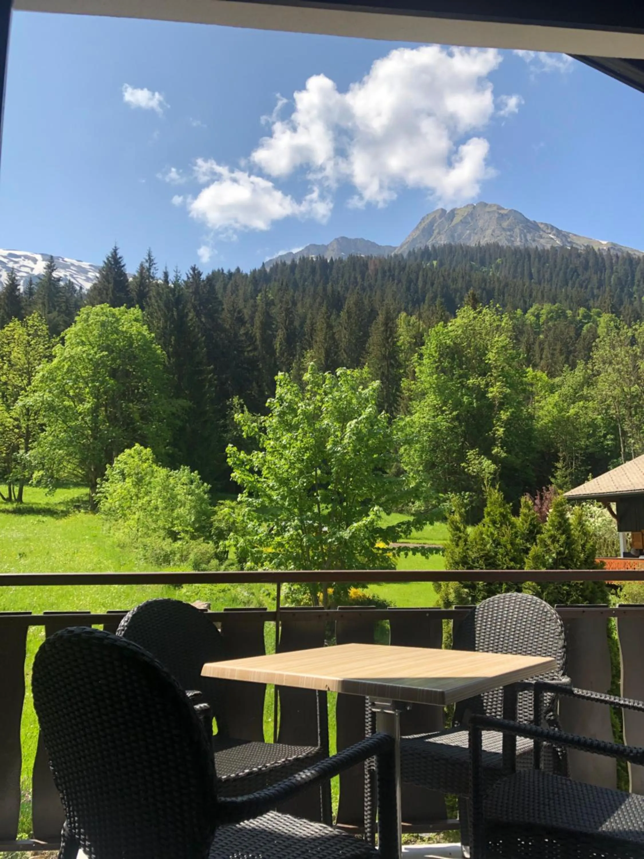 Spring in Hôtel la Kinkerne