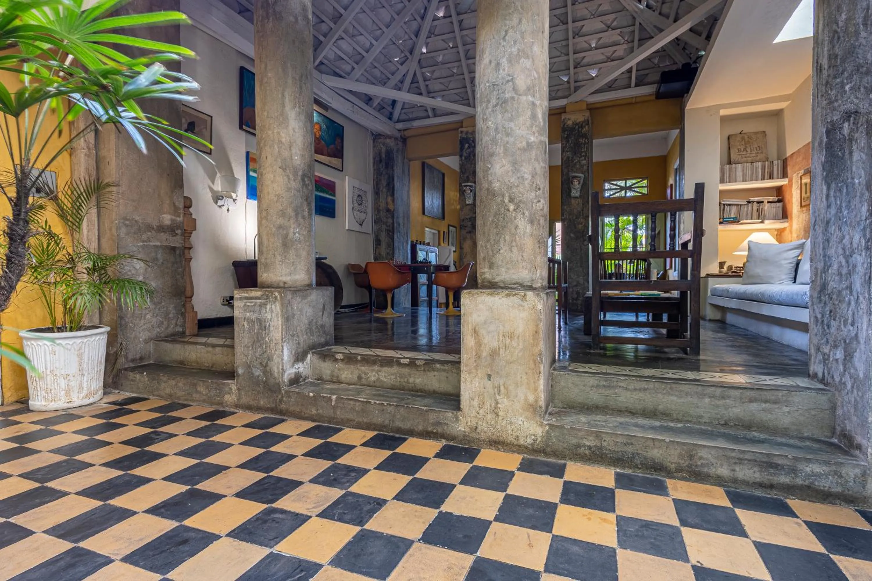 Living room in Casa Real Del Cabrero by Soho