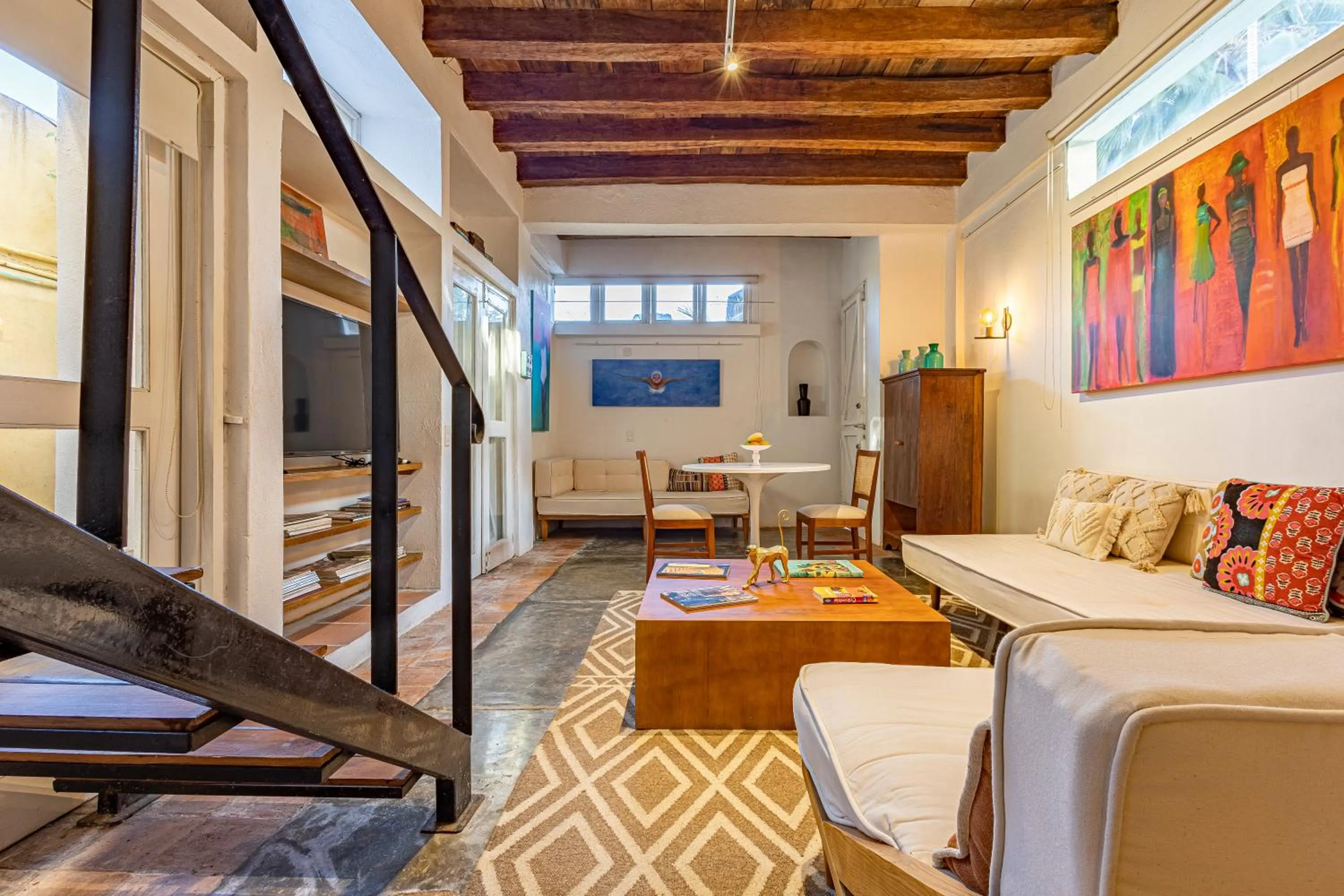 TV and multimedia in Casa Real Del Cabrero by Soho