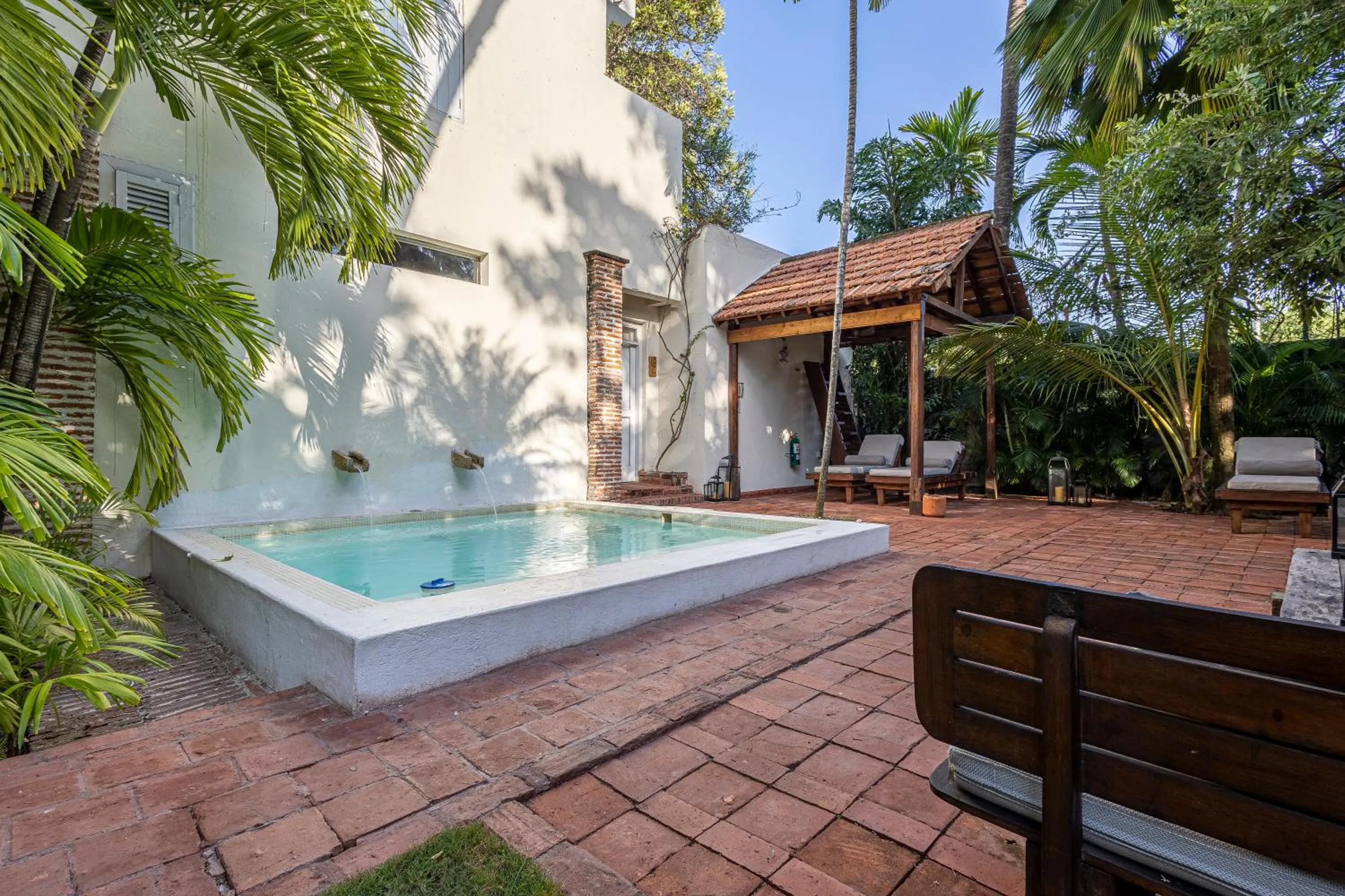 Pool view in Casa Real Del Cabrero by Soho