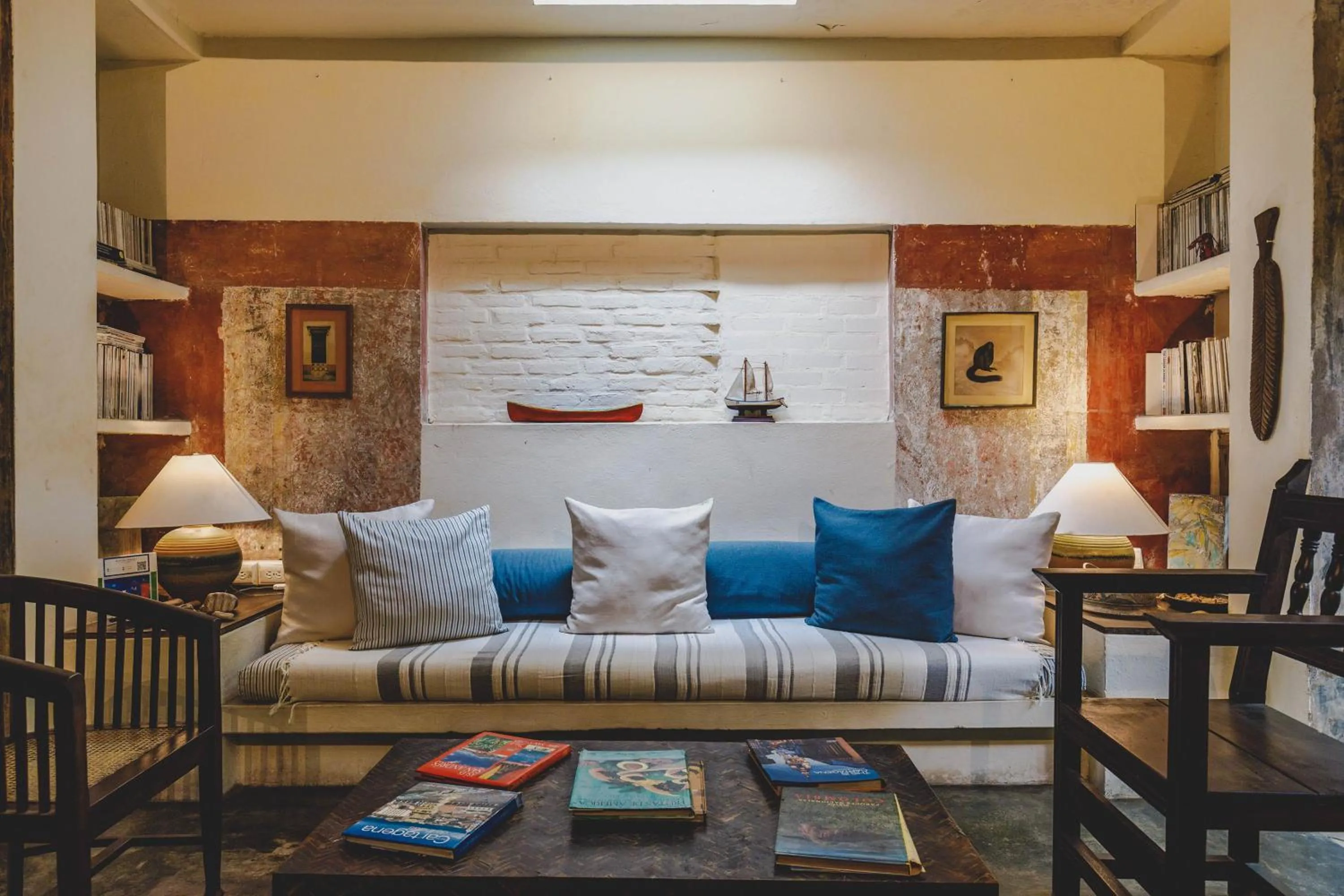 Living room in Casa Real Del Cabrero by Soho