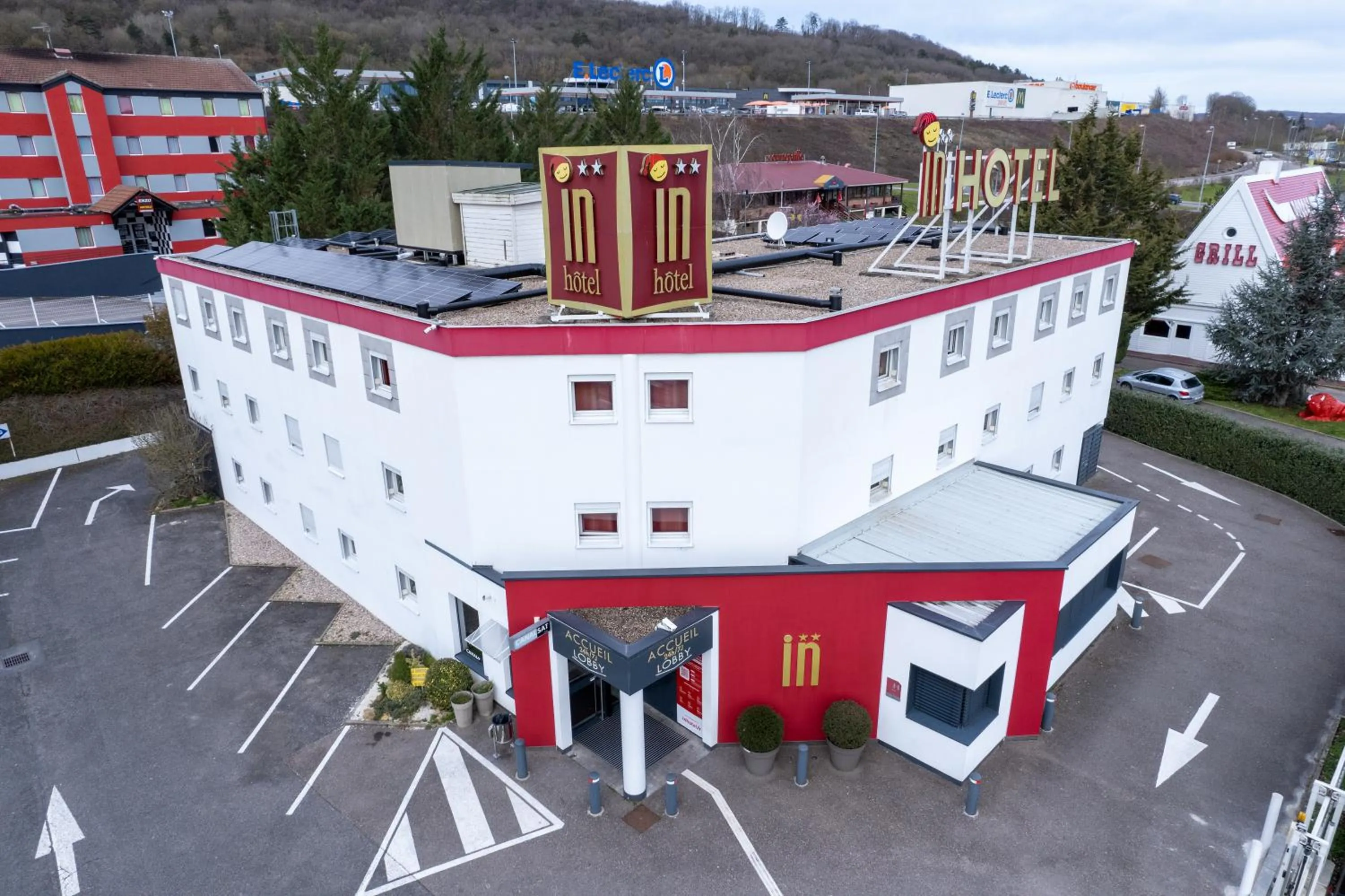 Property building in In Hotel Nancy Frouard